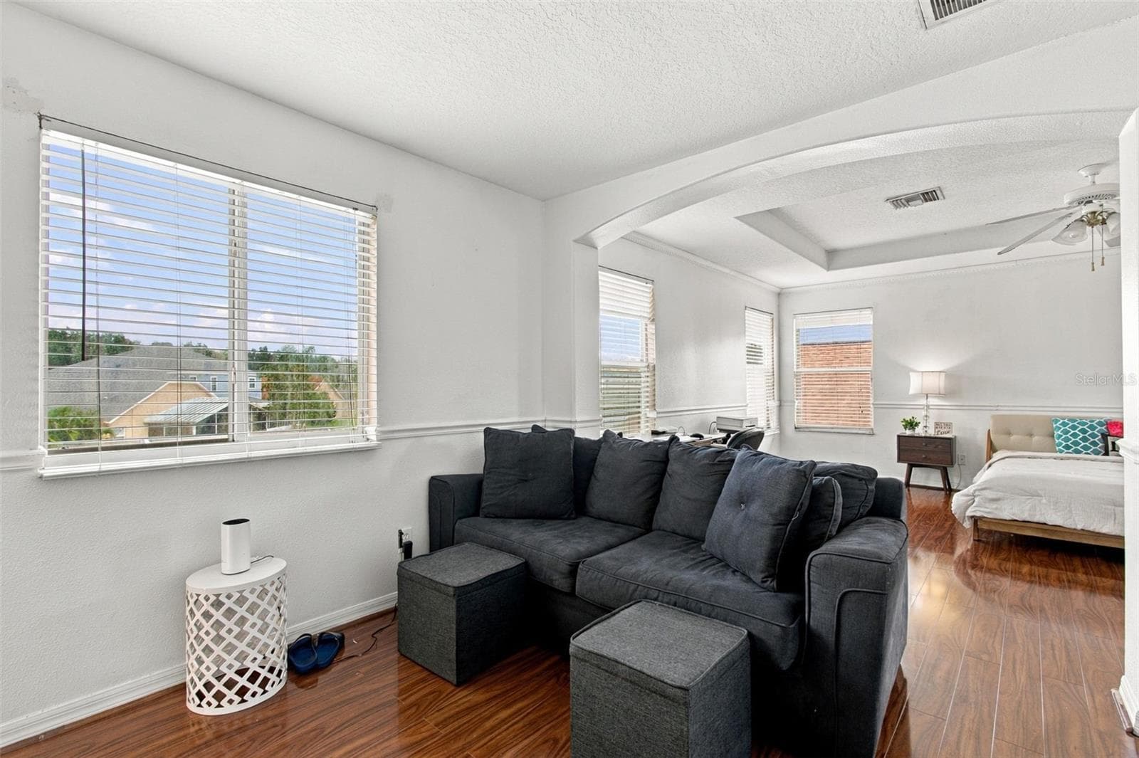 Your flex space can be utilized to fit your needs. - 19025 FISHERMANS BEND DR, LUTZ