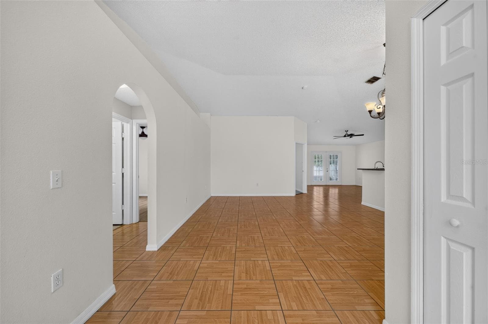 Single Family Residence at 2018 WEKIVA RESERVE BLVD, APOPKA, photo 5 of 37