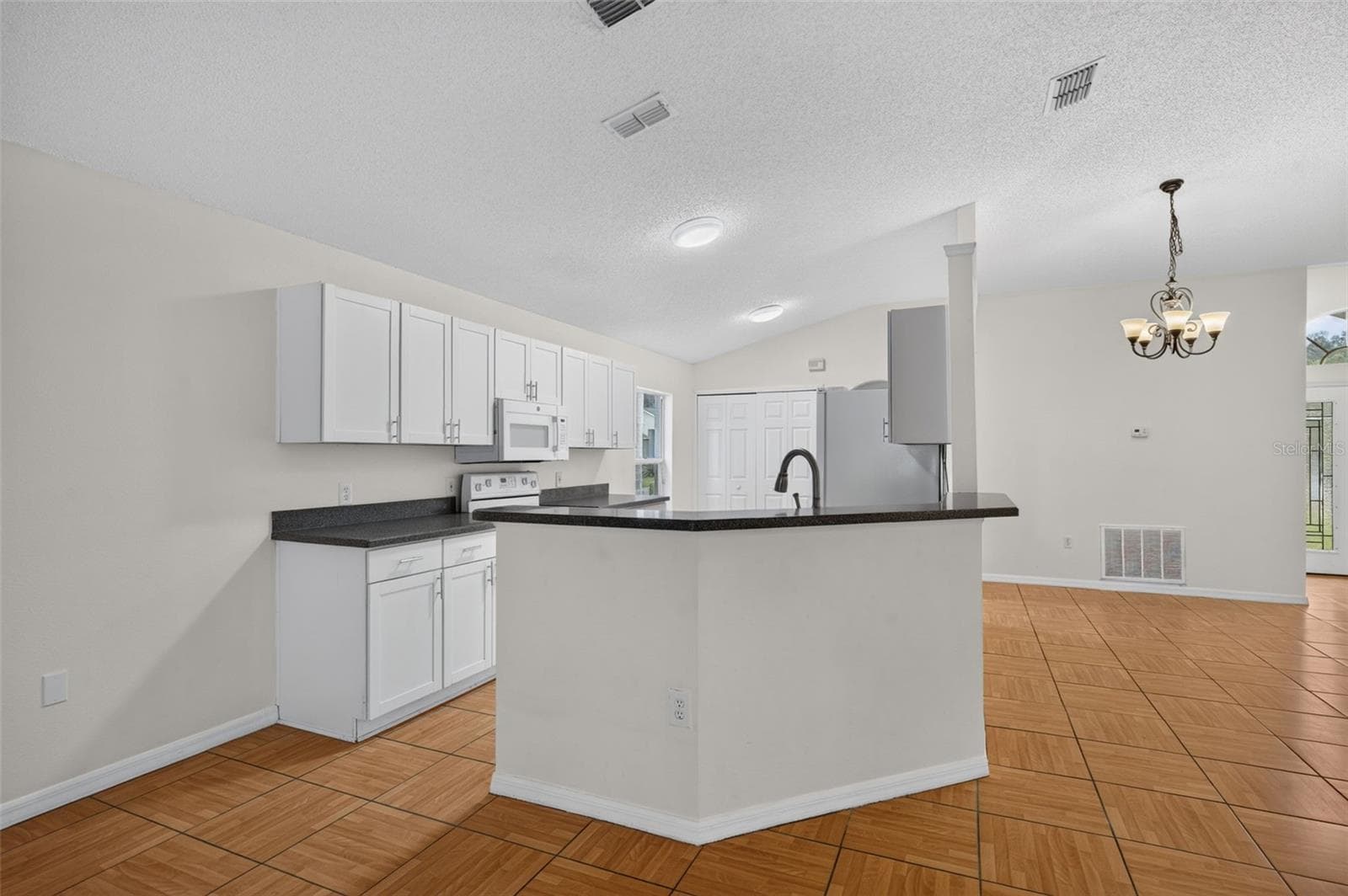 Single Family Residence at 2018 WEKIVA RESERVE BLVD, APOPKA, photo 12 of 37