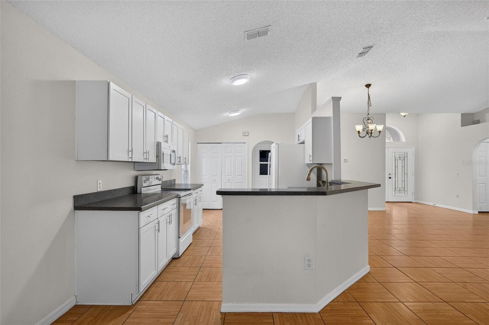 Single Family Residence at 2018 WEKIVA RESERVE BLVD, APOPKA, photo 13 of 37