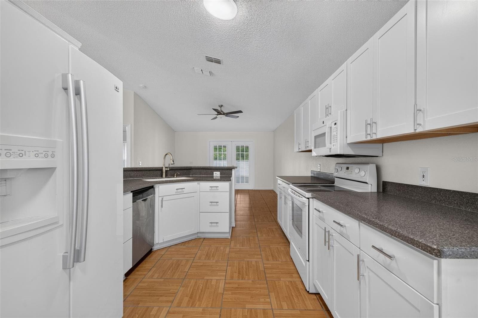 Single Family Residence at 2018 WEKIVA RESERVE BLVD, APOPKA, photo 15 of 37