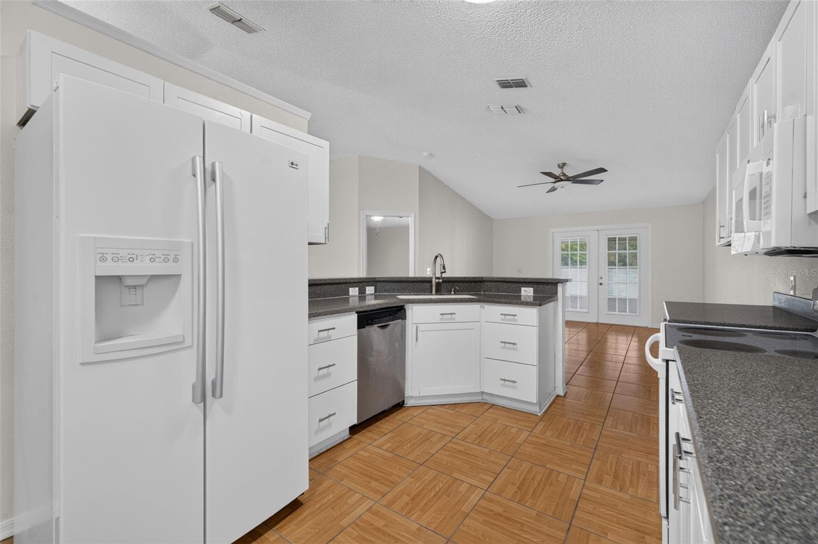 Single Family Residence at 2018 WEKIVA RESERVE BLVD, APOPKA, photo 16 of 37