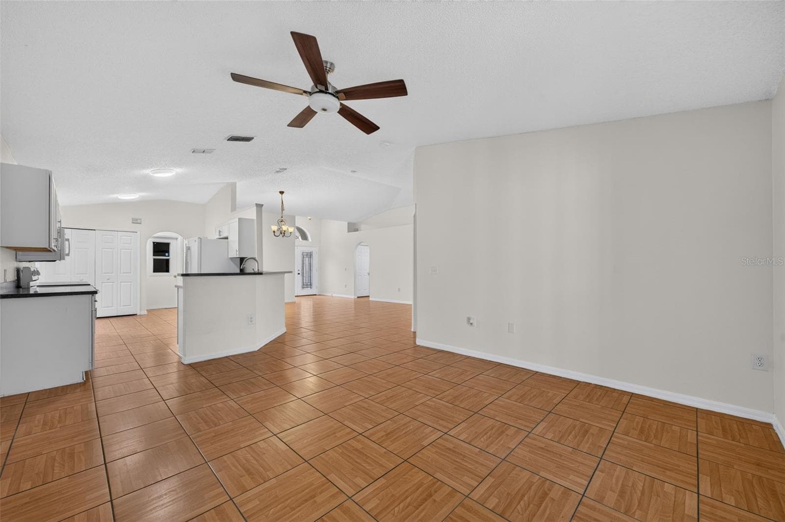 Single Family Residence at 2018 WEKIVA RESERVE BLVD, APOPKA, photo 21 of 37