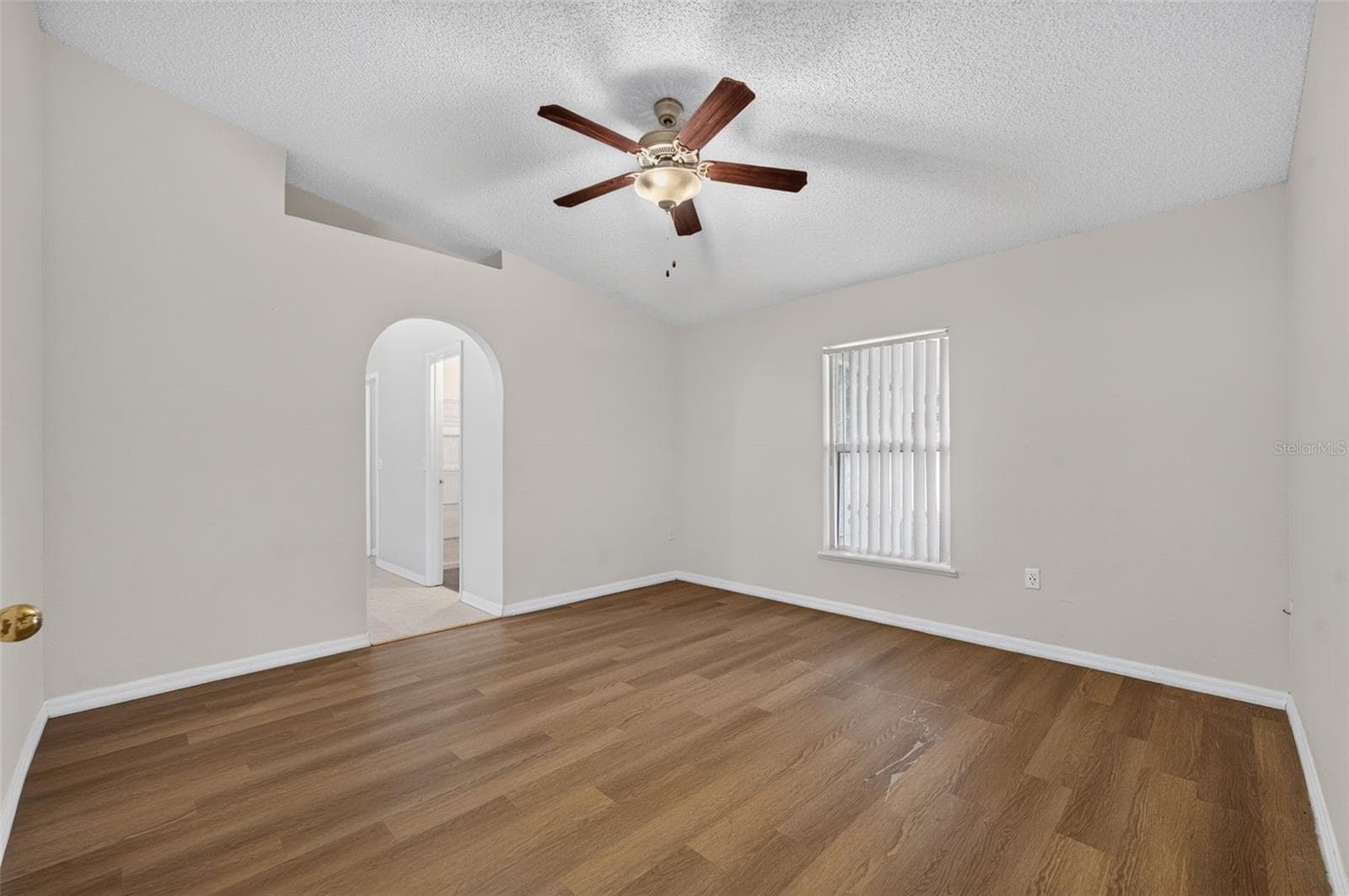 Single Family Residence at 2018 WEKIVA RESERVE BLVD, APOPKA, photo 23 of 37