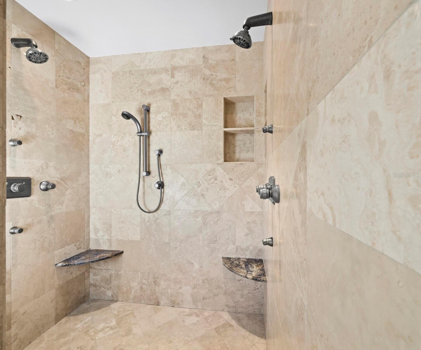 Single Family Residence at 550 NORTON ST, LONGBOAT KEY, photo 27 of 57