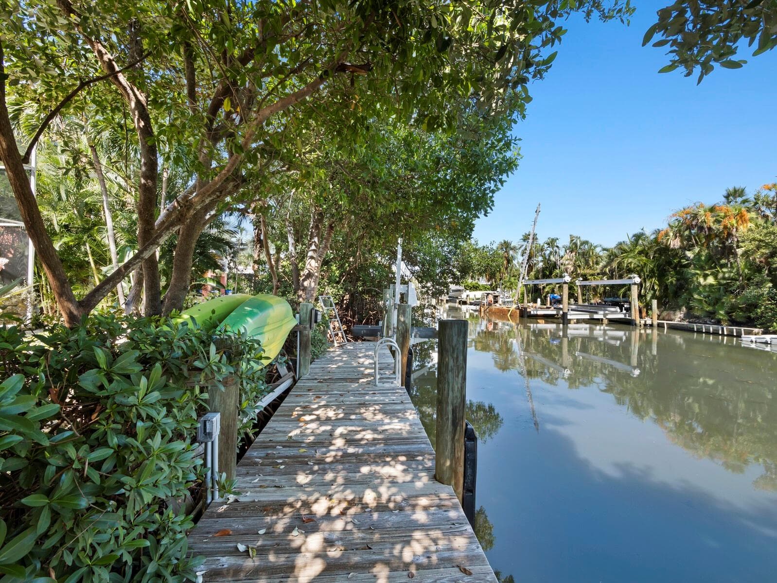 Single Family Residence at 550 NORTON ST, LONGBOAT KEY, photo 47 of 57