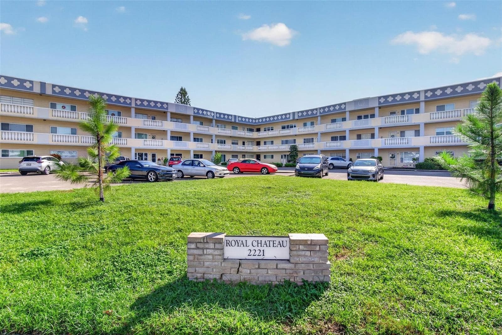 2221 SWEDISH DR #53