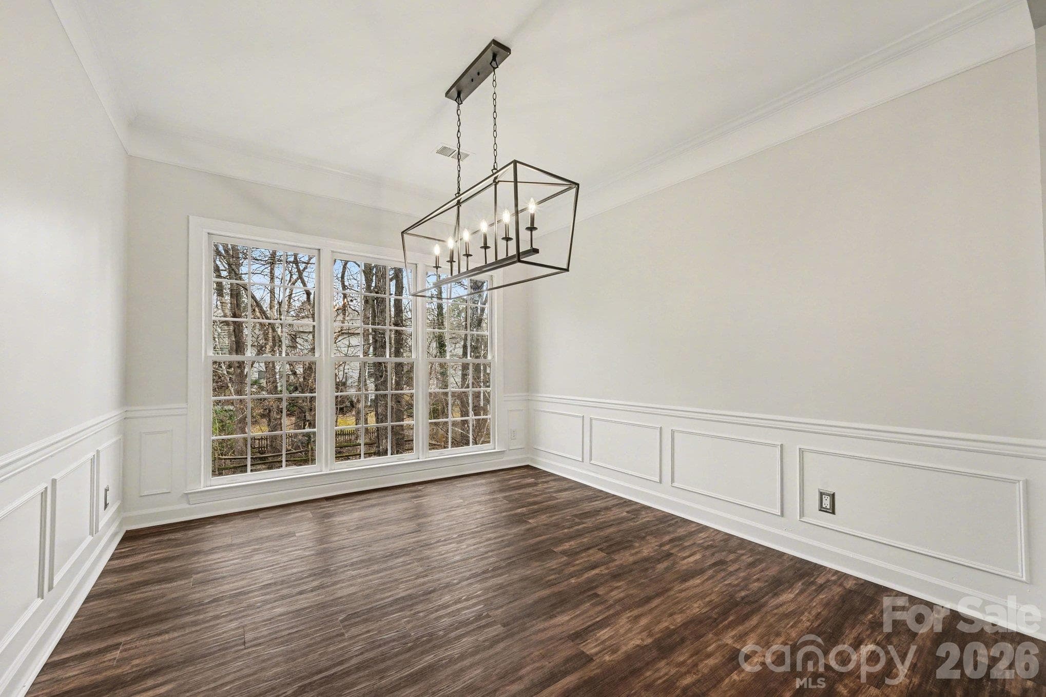 Single Family Residence at 5805 Swanston Drive, Charlotte, photo 16 of 32