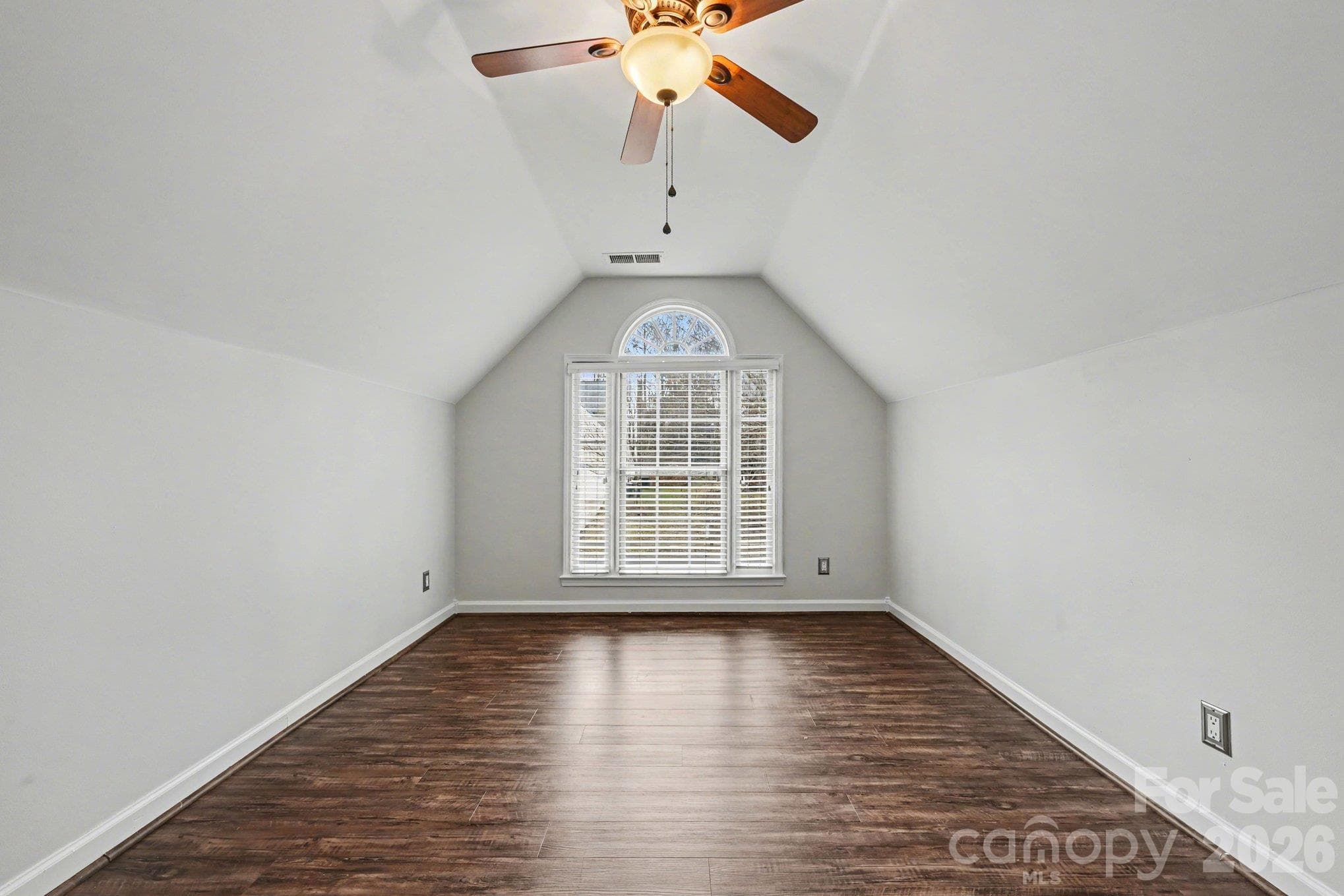 Single Family Residence at 5805 Swanston Drive, Charlotte, photo 26 of 32