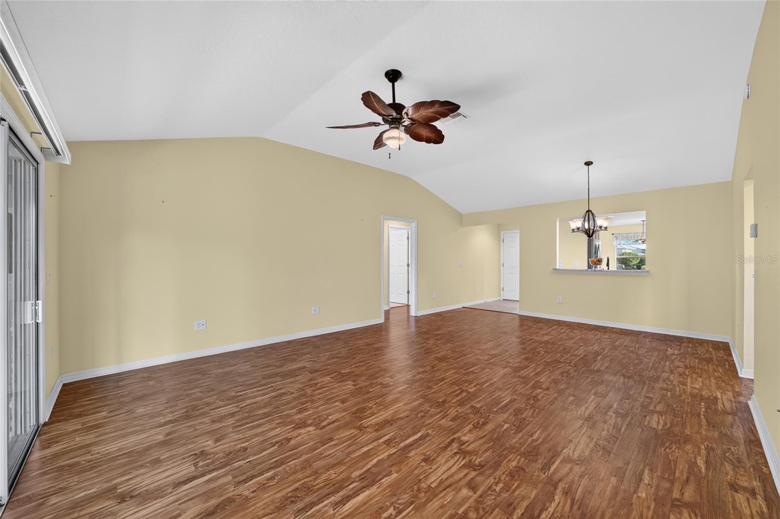 Pocket door to guest wing - 3552 WYNGATE PL, THE VILLAGES