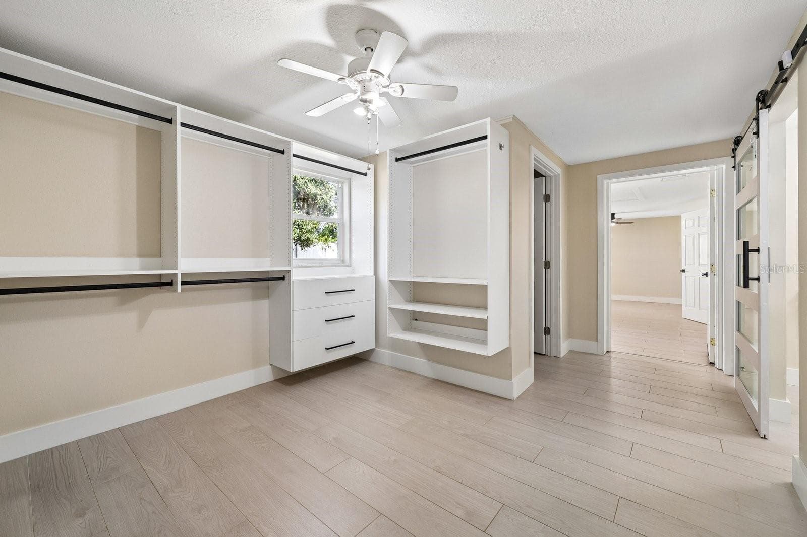 Single Family Residence at 7321 CANAL BLVD, TAMPA, photo 16 of 44