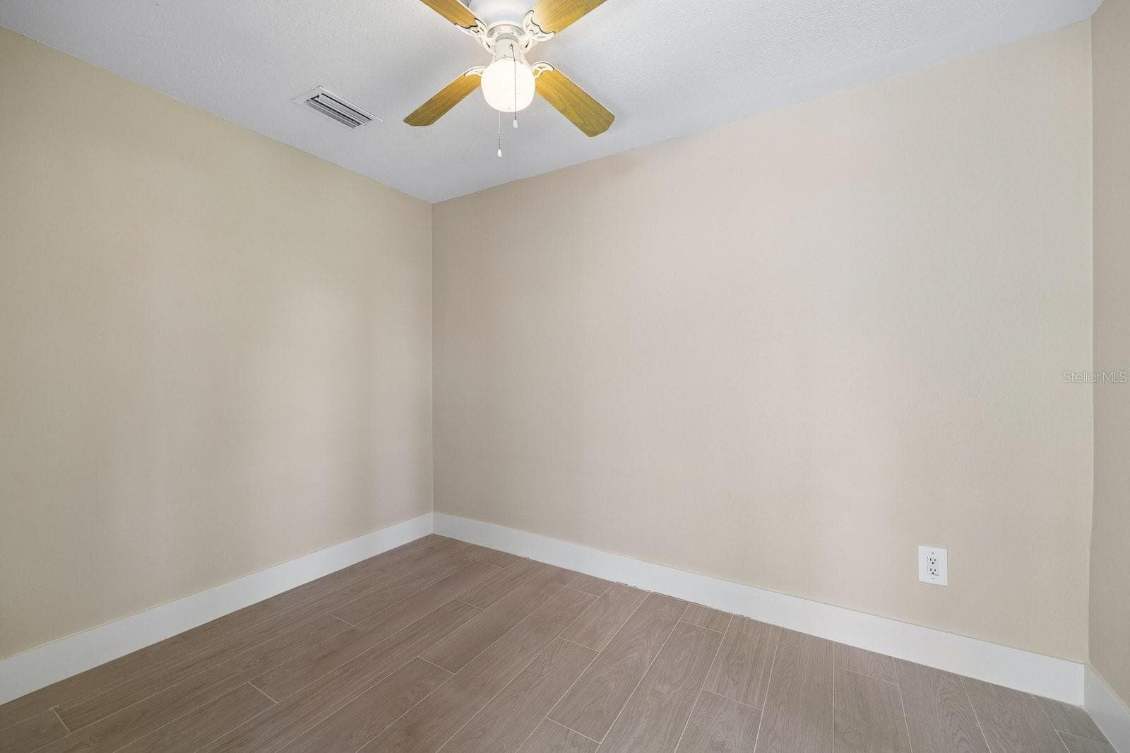 Single Family Residence at 7321 CANAL BLVD, TAMPA, photo 26 of 44