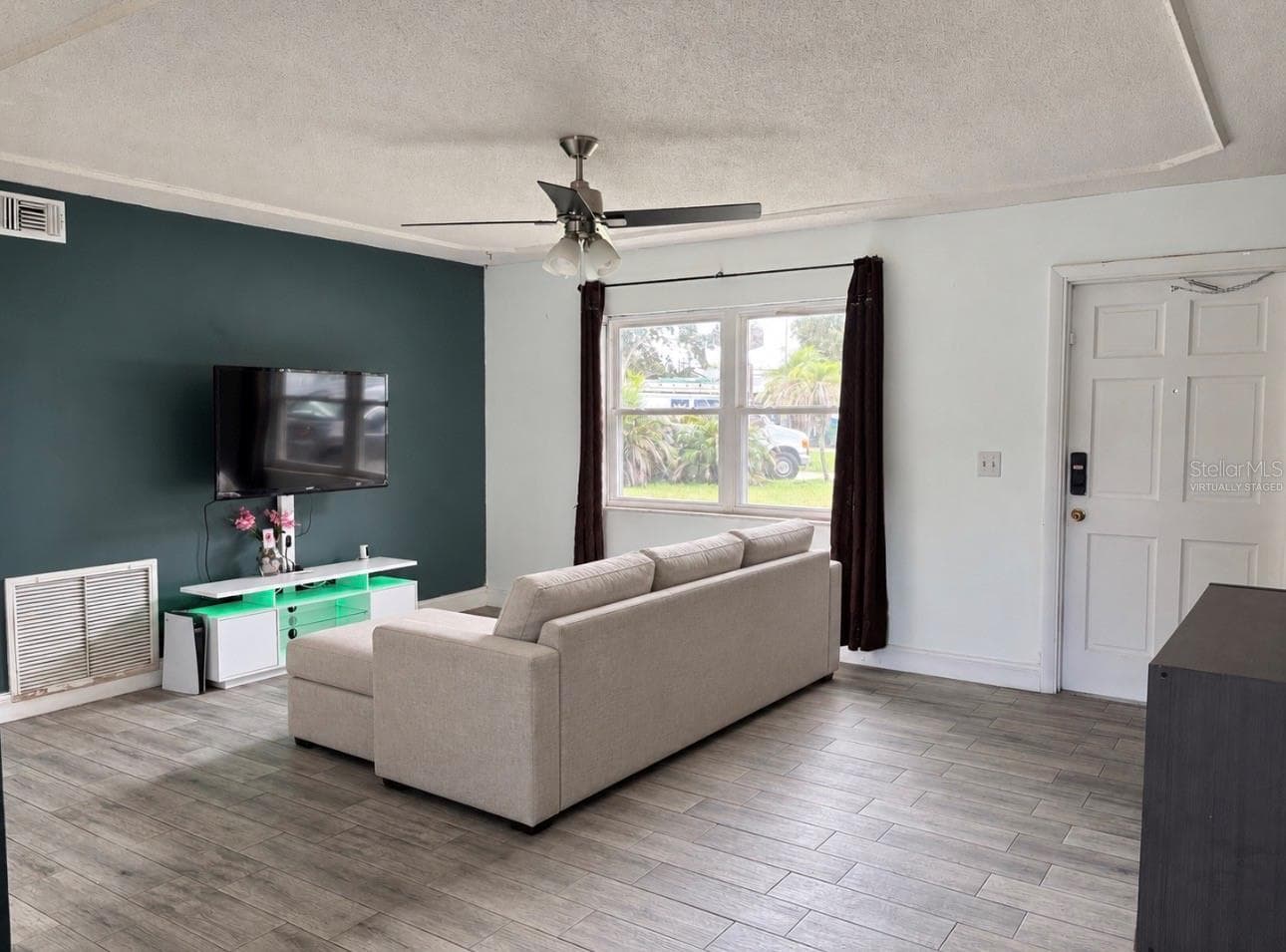 virtually staged - 6745 LARCH LN, ORLANDO