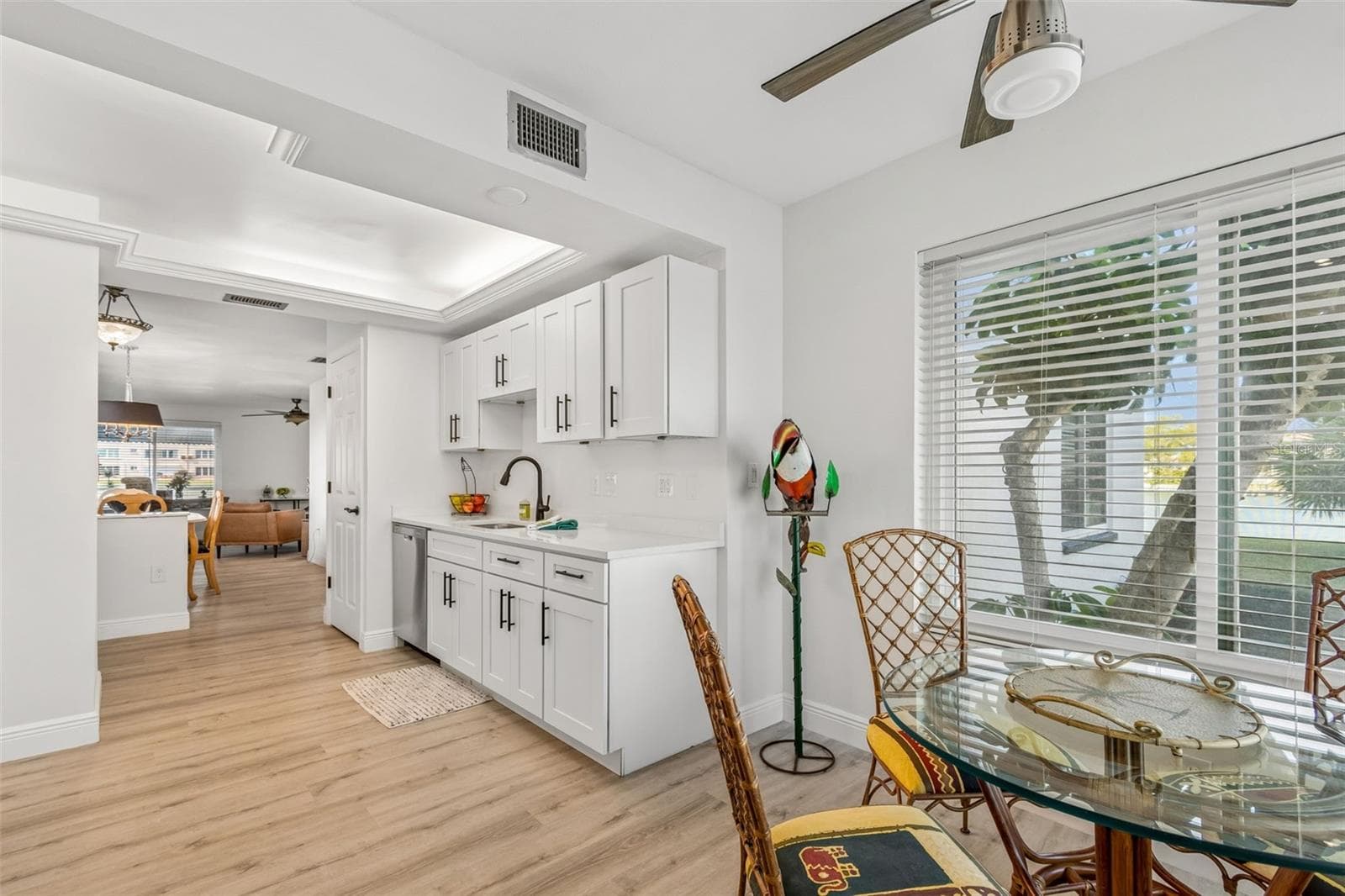 Eat In Kitchen - 5960 30TH AVE S #114, GULFPORT