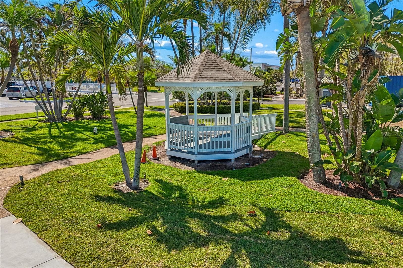 Gazebo - 5960 30TH AVE S #114, GULFPORT