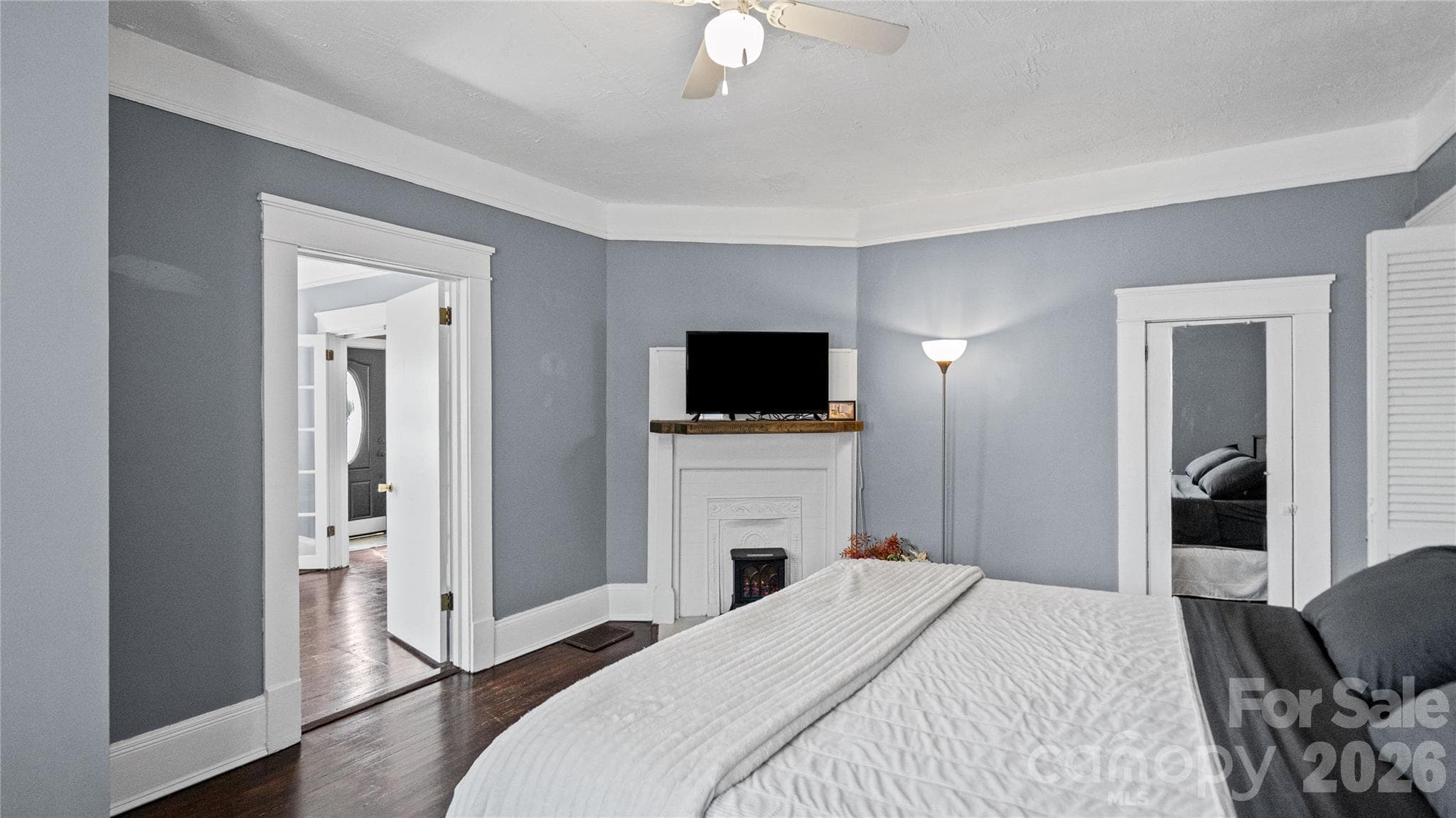 Single Family Residence at 306 Hillcrest Drive, Lexington, photo 24 of 42
