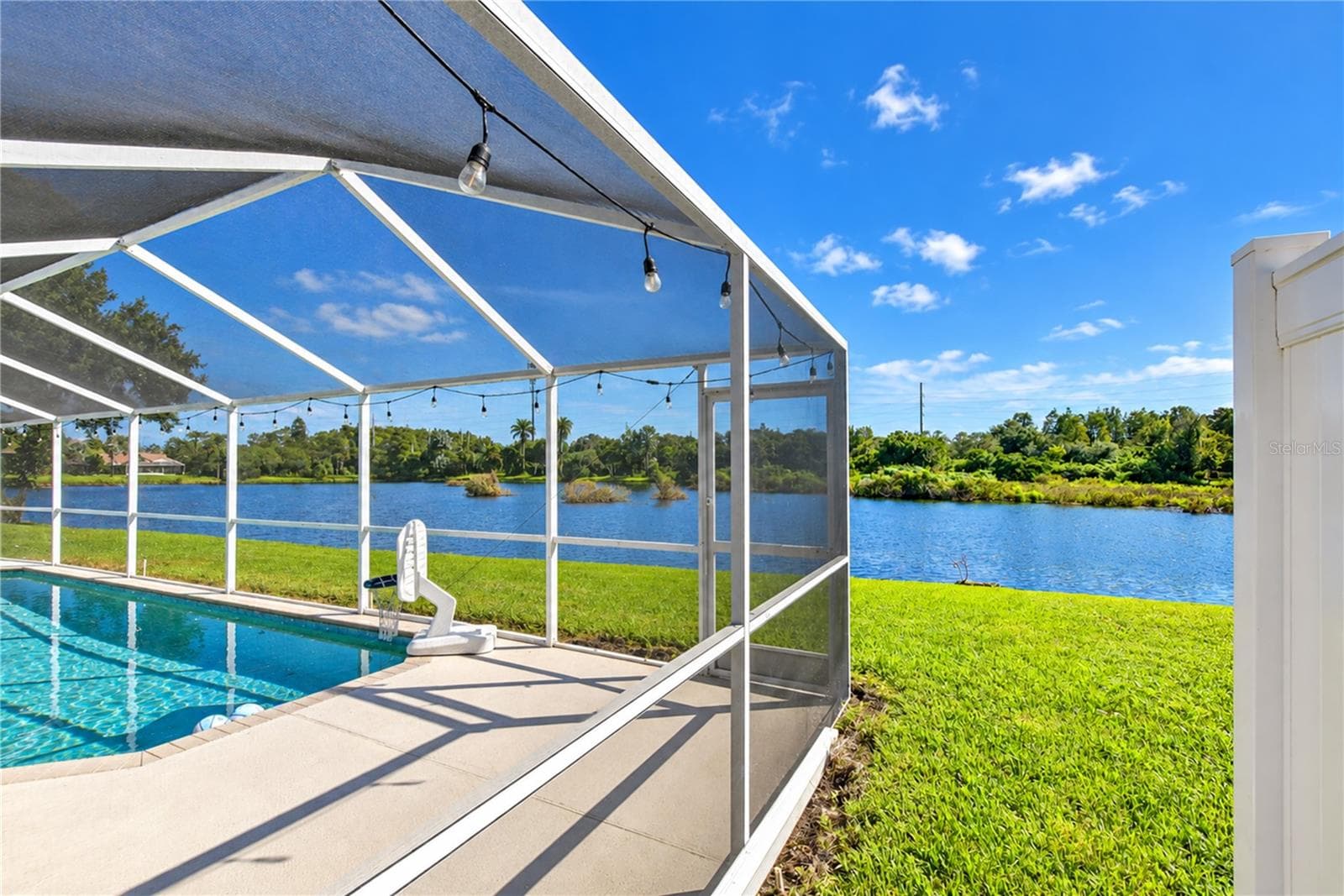 Single Family Residence at 13509 COLORADO PL, TAMPA, photo 32 of 35
