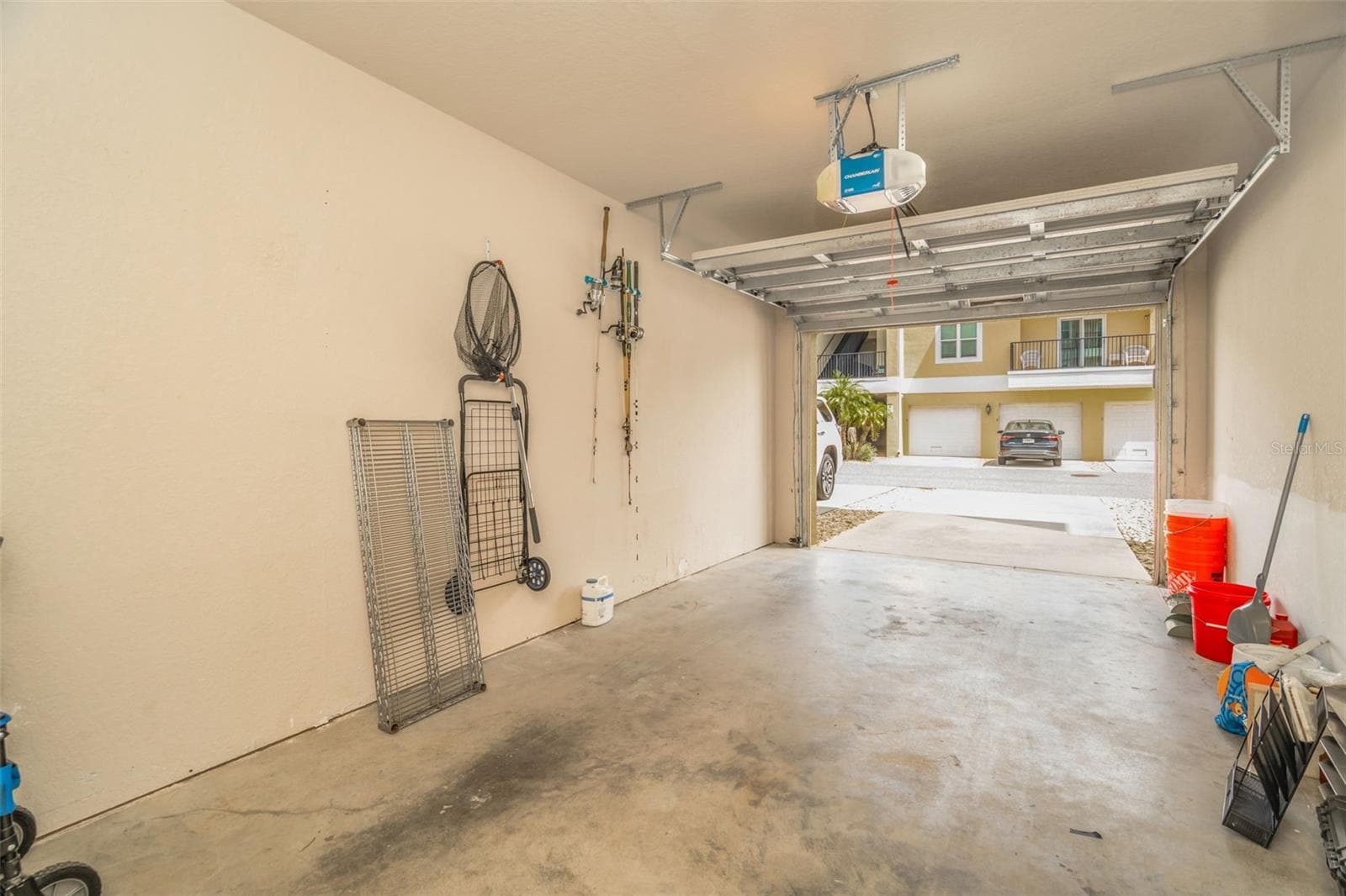 Condominium at 6395 BANYAN BLVD #301, NEW PORT RICHEY, photo 32 of 39