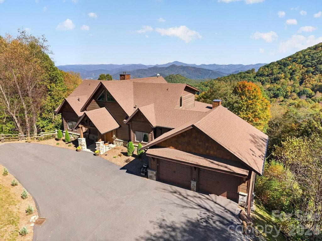 Single Family Residence at 1230 Asgi Trail, Maggie Valley, photo 2 of 45