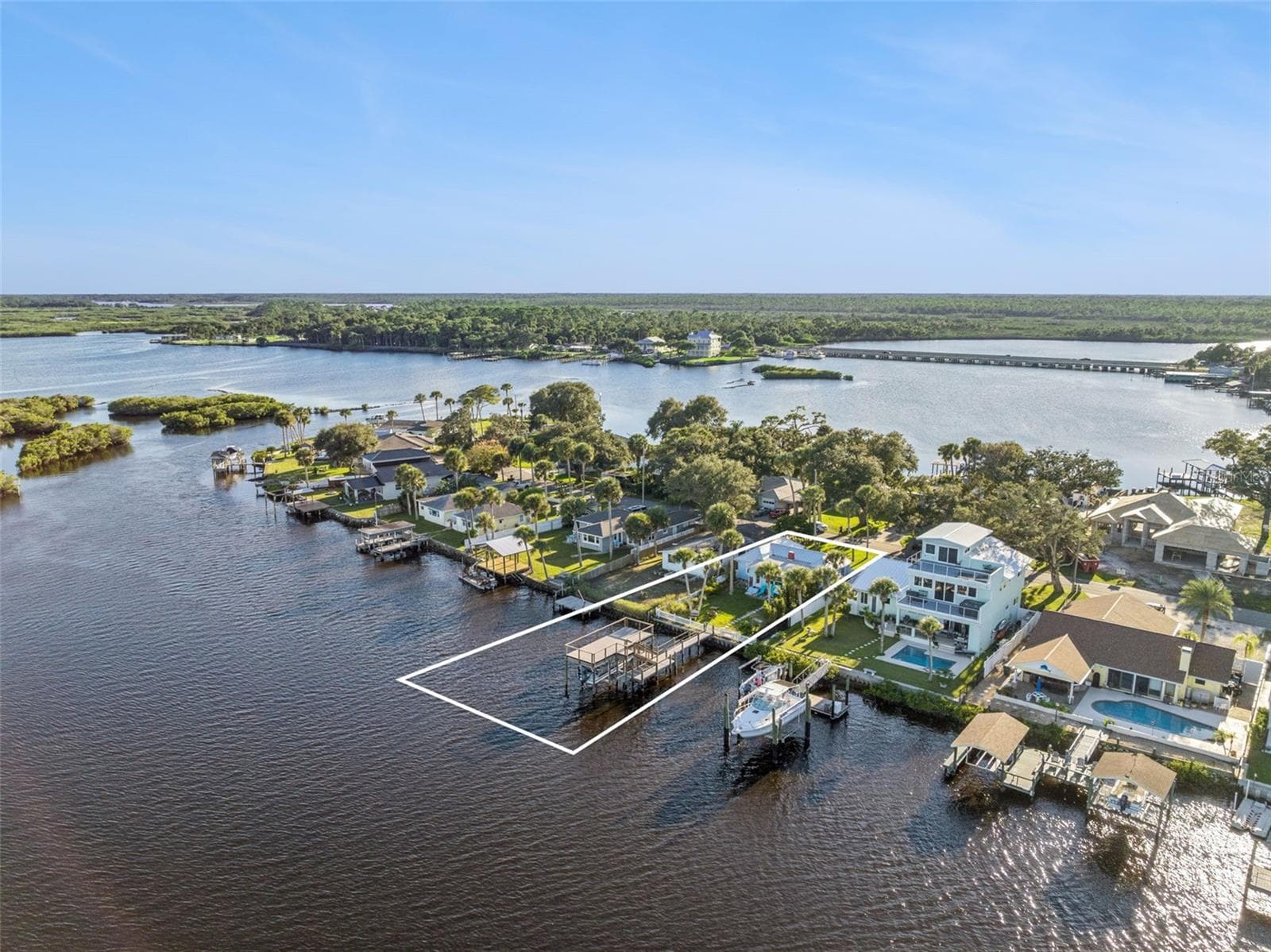 Single Family Residence at 5959 RIVERSIDE DR, PORT ORANGE, photo 5 of 63