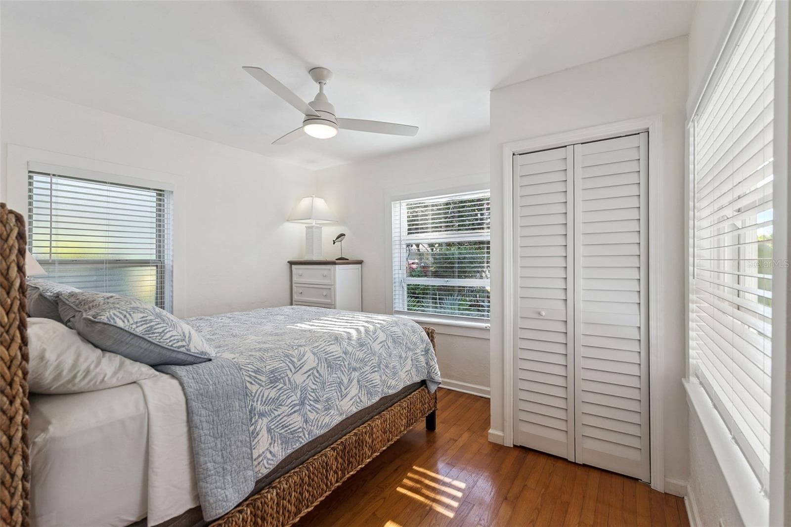 Single Family Residence at 5959 RIVERSIDE DR, PORT ORANGE, photo 9 of 63
