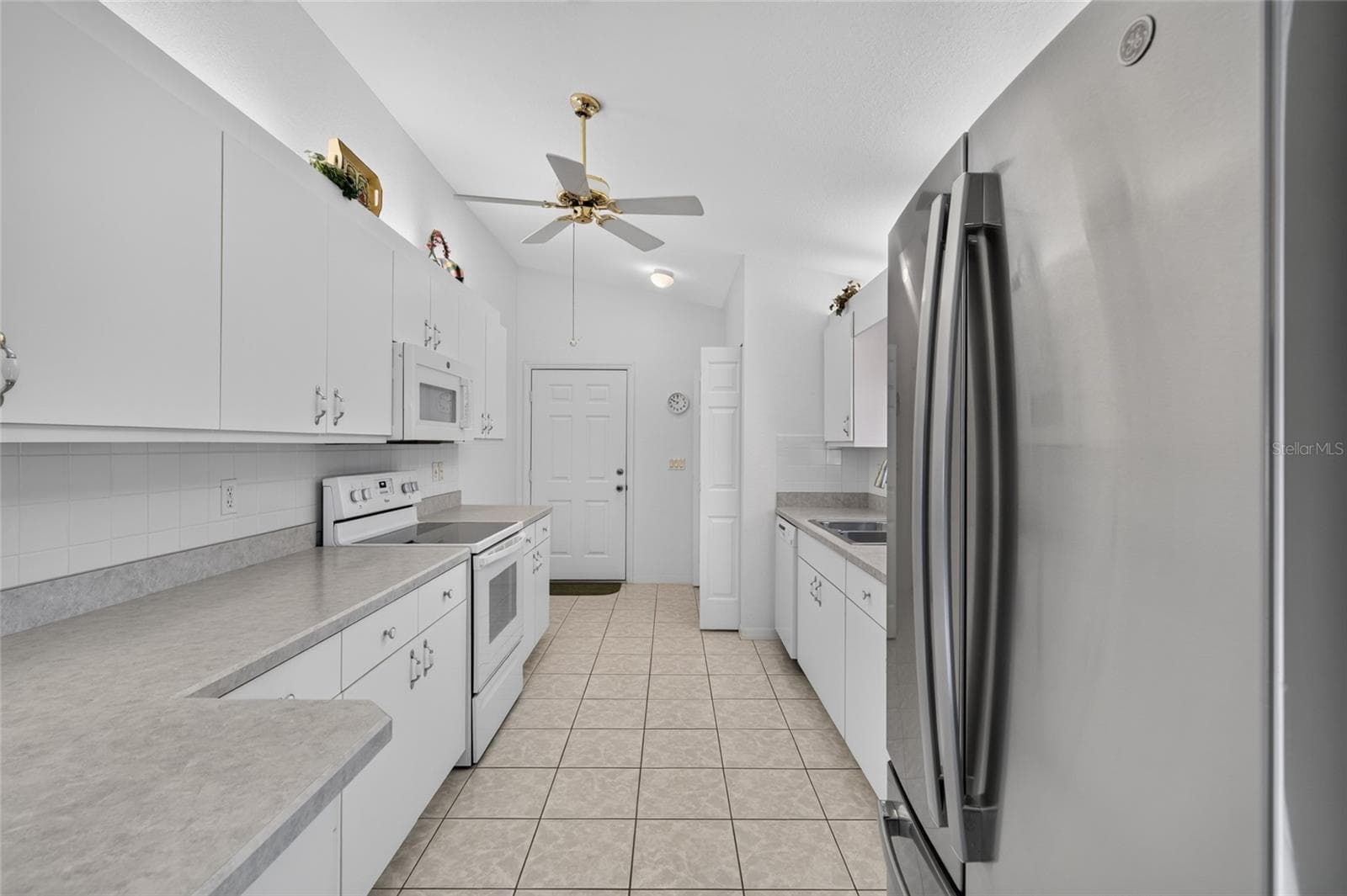 Single Family Residence at 9034 SE 135TH ST, SUMMERFIELD, photo 21 of 96