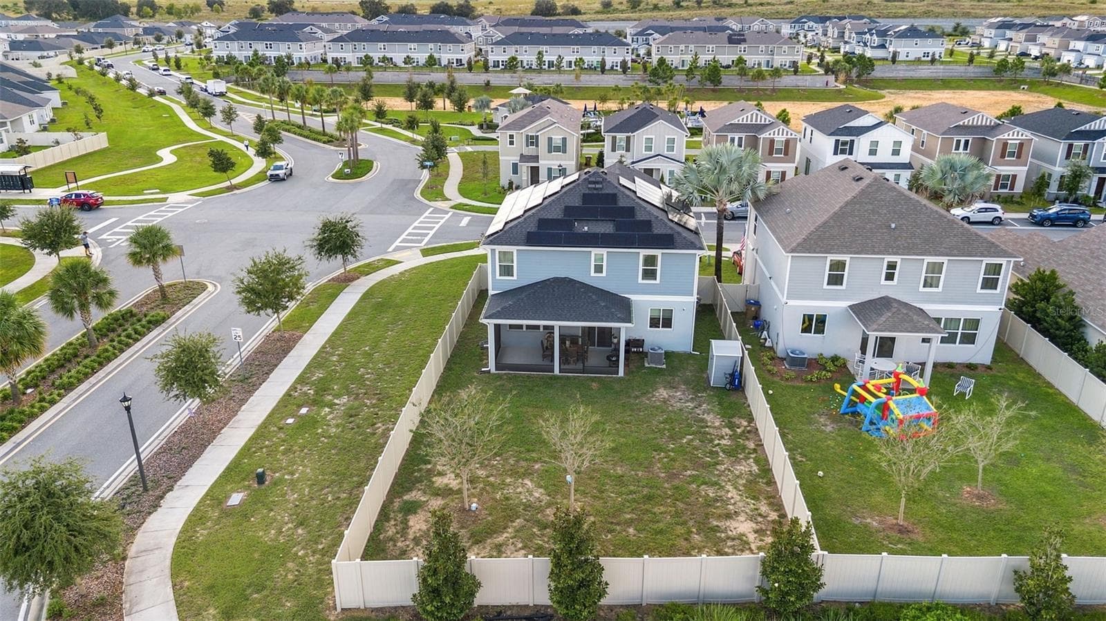 Single Family Residence at 755 OVERPOOL AVE, DAVENPORT, photo 5 of 93