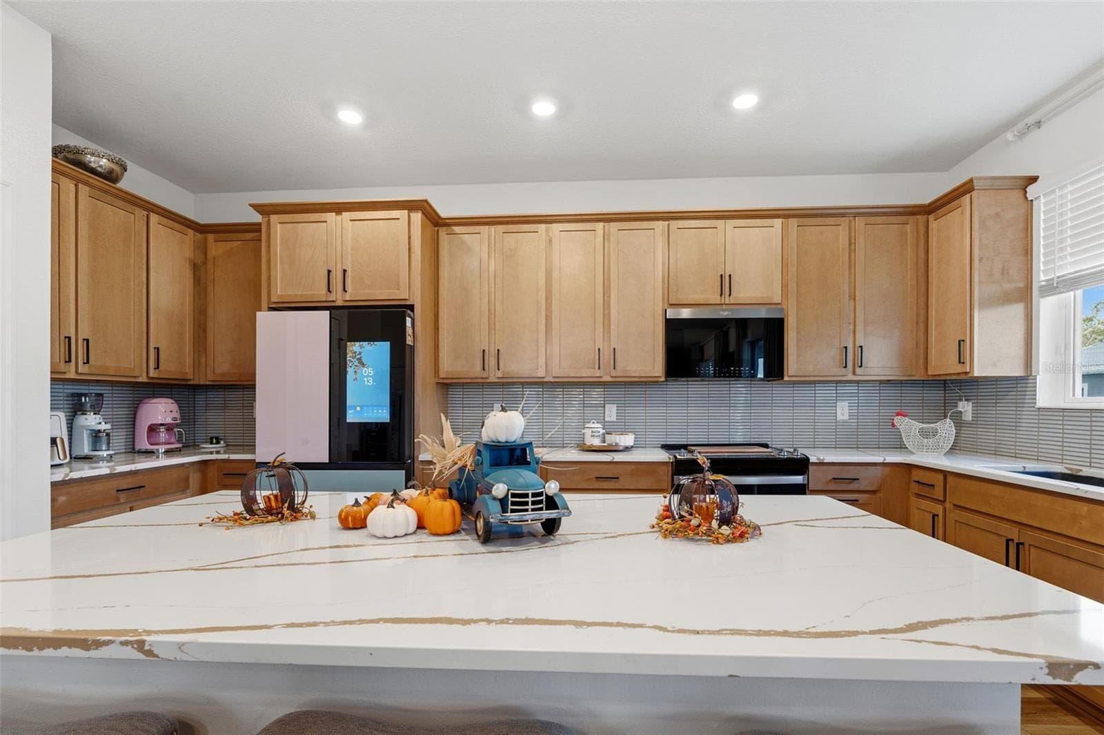 Single Family Residence at 755 OVERPOOL AVE, DAVENPORT, photo 23 of 93