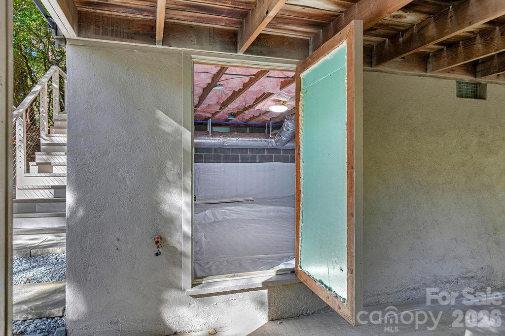Walk-in crawl space. Great storage. - 1152 Soquili Drive, Brevard