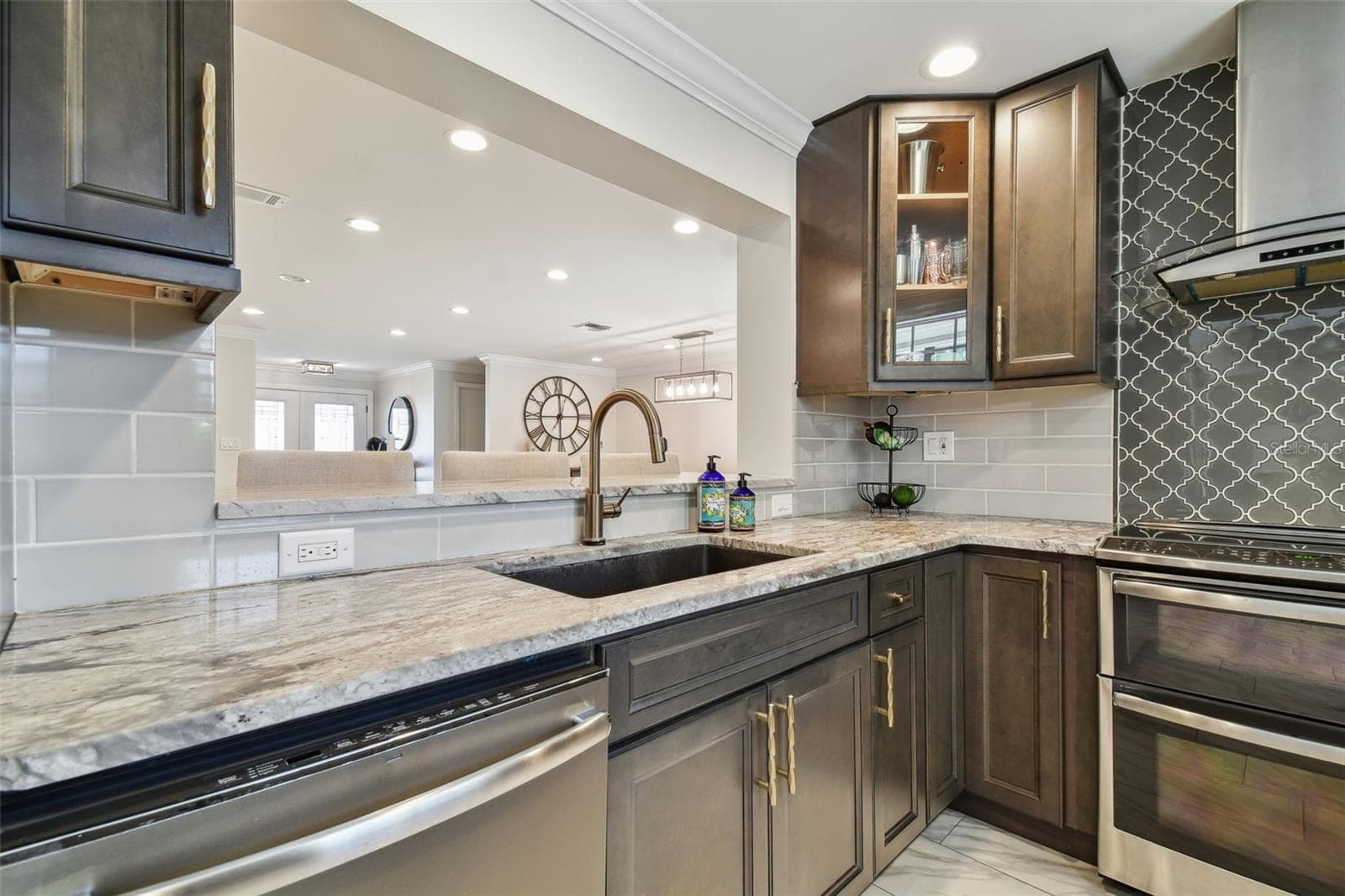 Single Family Residence at 2991 HEATHER TRL, CLEARWATER, photo 41 of 98