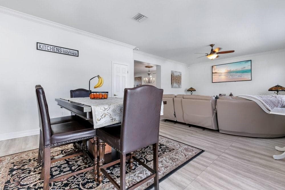 Single Family Residence at MOSS LANDING PH 1, RIVERVIEW, photo 11 of 33