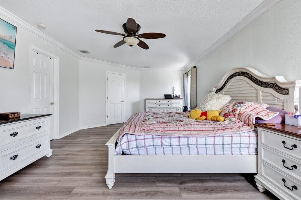 Single Family Residence at MOSS LANDING PH 1, RIVERVIEW, photo 18 of 33