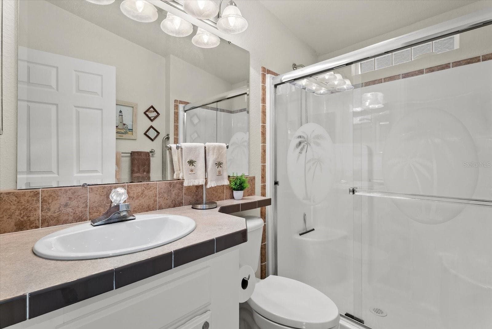 Manufactured Home at 636 BLACKBURN BLVD, NORTH PORT, photo 28 of 32