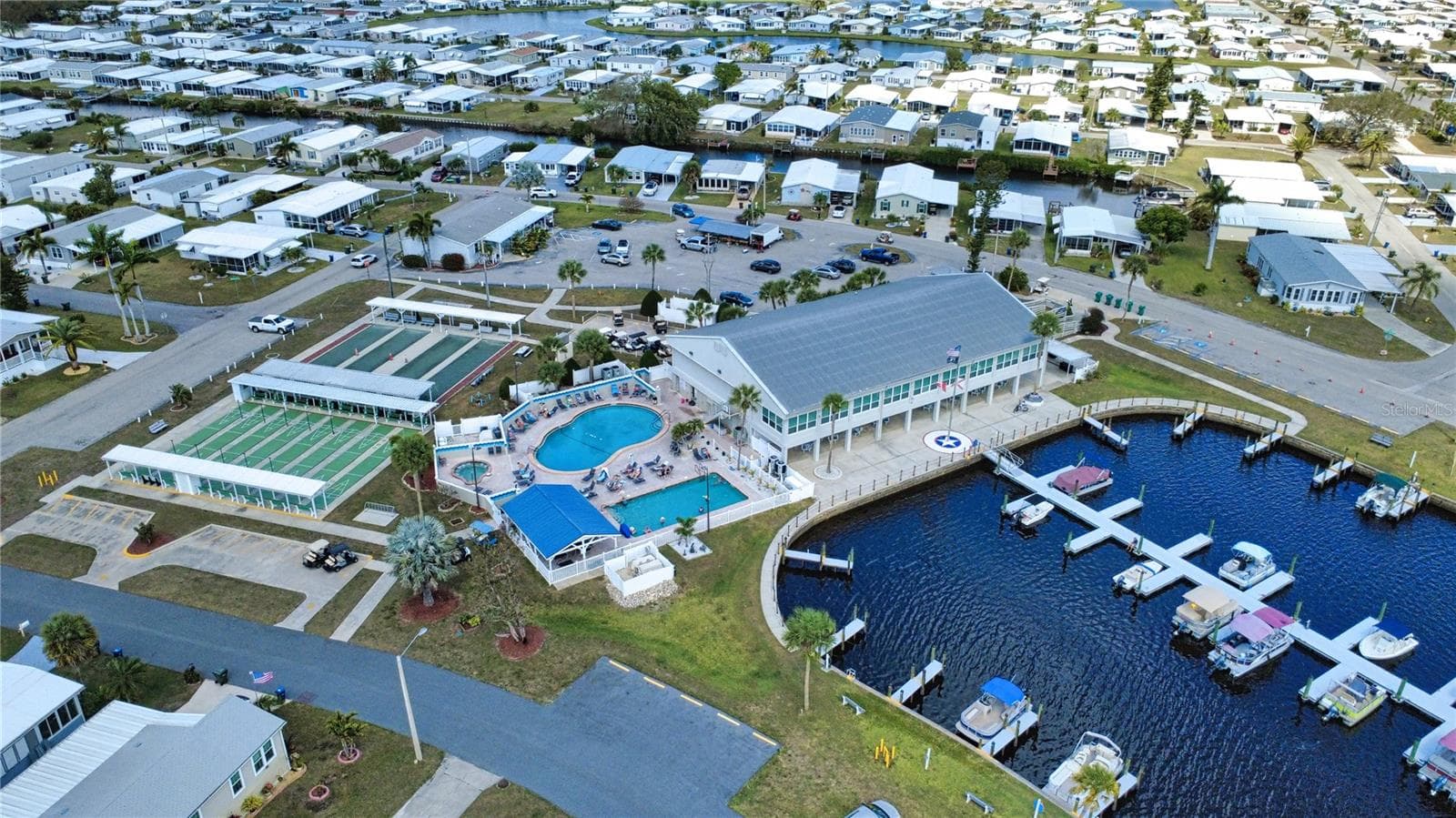 Manufactured Home at 636 BLACKBURN BLVD, NORTH PORT, photo 31 of 32