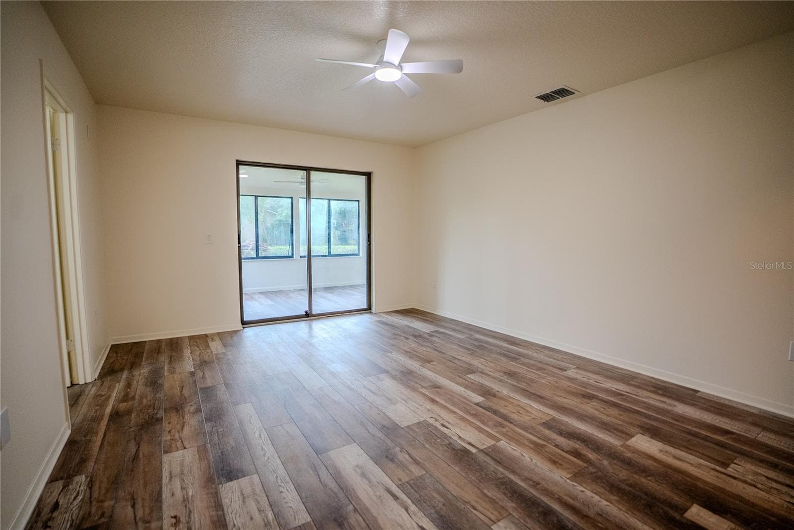 Single Family Residence at 3947 CYPRESS LNDG W, WINTER HAVEN, photo 14 of 23