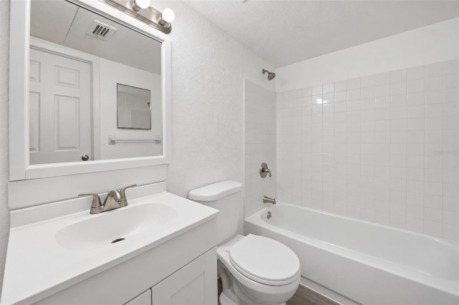 Condominium at 1964 LAKE ATRIUMS CIR #169, ORLANDO, photo 15 of 27