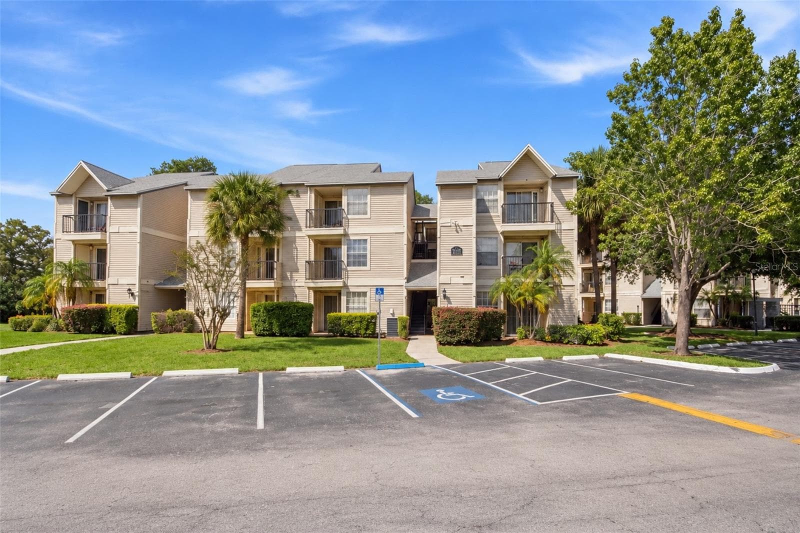 Condominium at 1964 LAKE ATRIUMS CIR #169, ORLANDO, photo 25 of 27