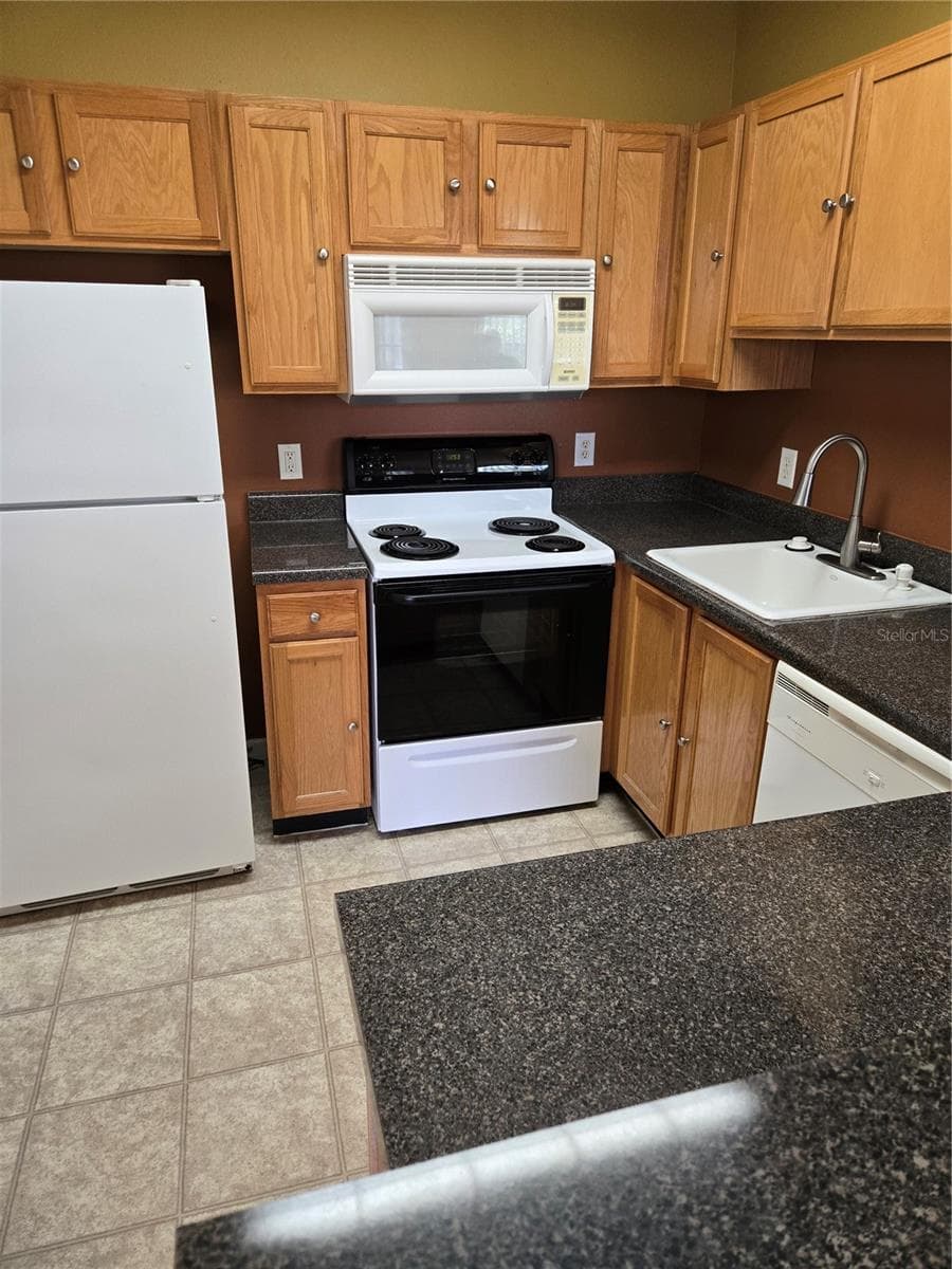 Condominium at 4802 51 ST W #1212, BRADENTON, photo 21 of 26
