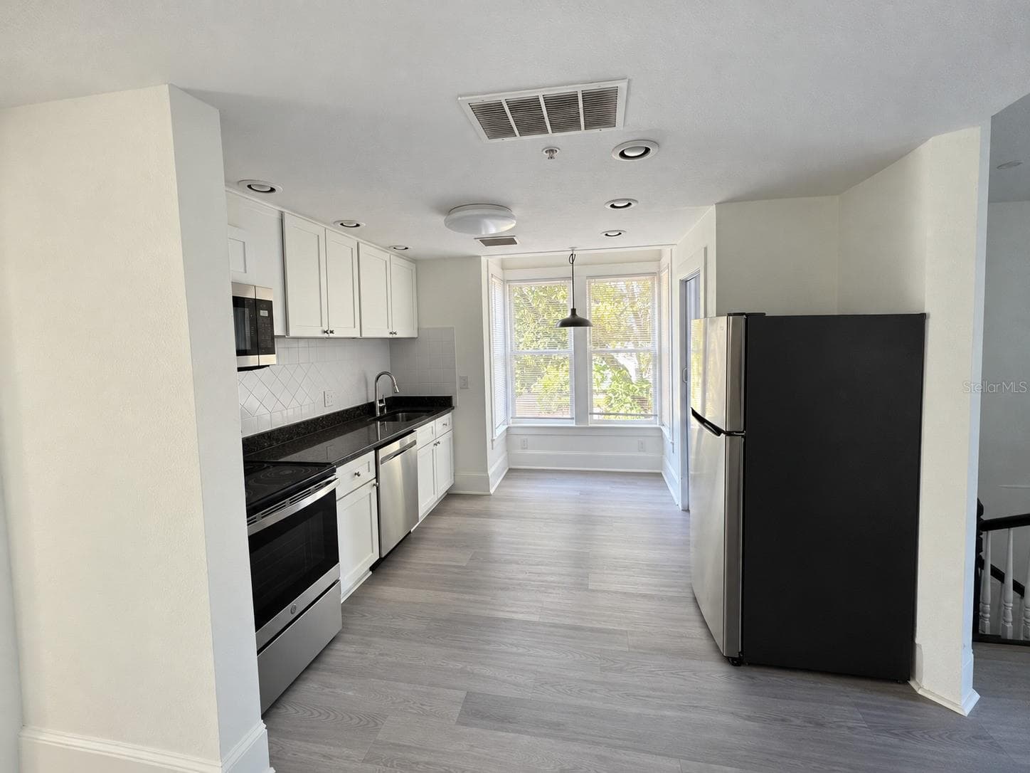 Quadruplex at 104 S GROVE ST, EUSTIS, photo 6 of 14