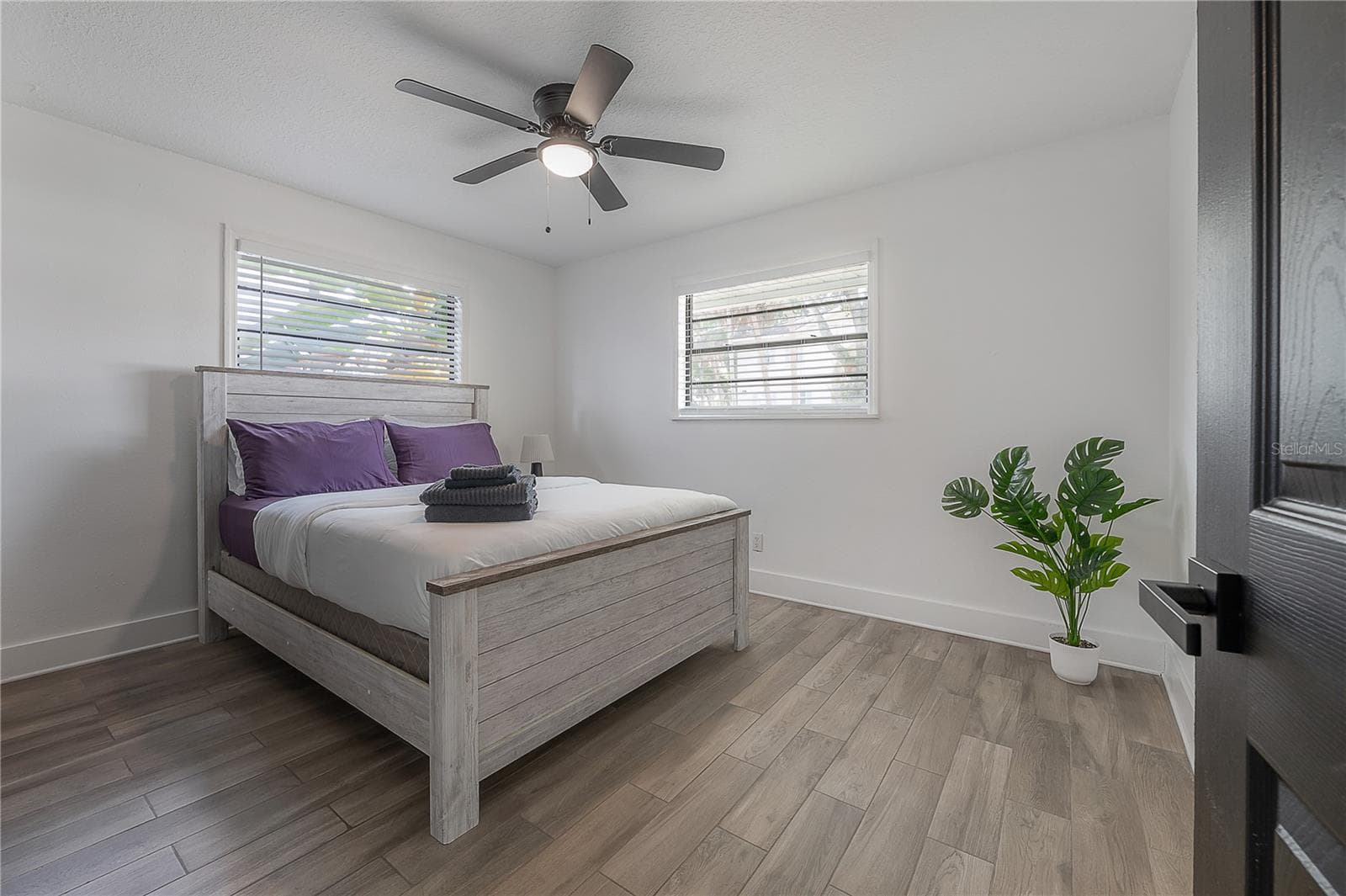 Single Family Residence at 2118 S VENUS ST, TAMPA, photo 21 of 24