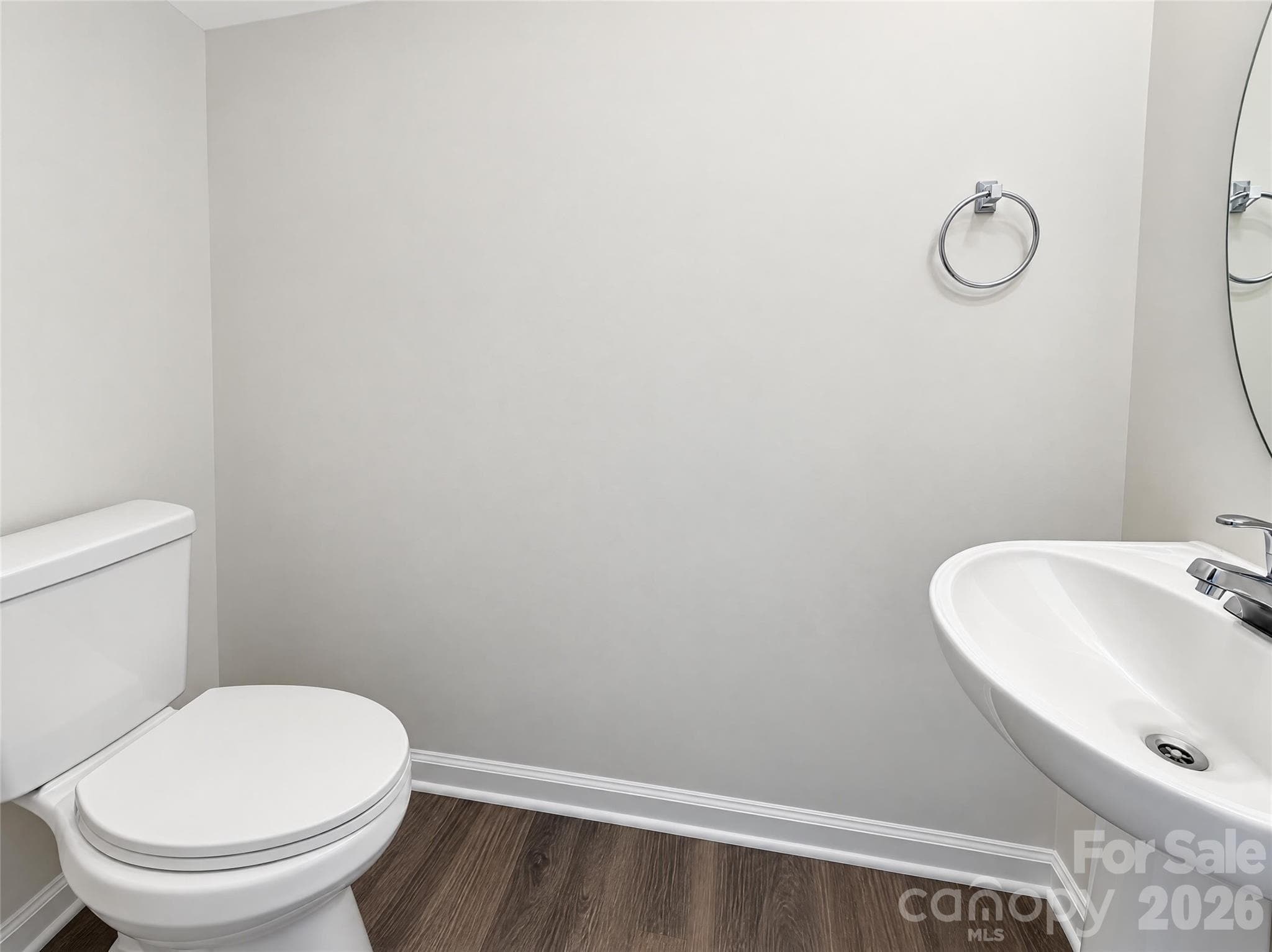Single Family Residence at 8603 Berrybrook Lane, Charlotte, photo 11 of 17
