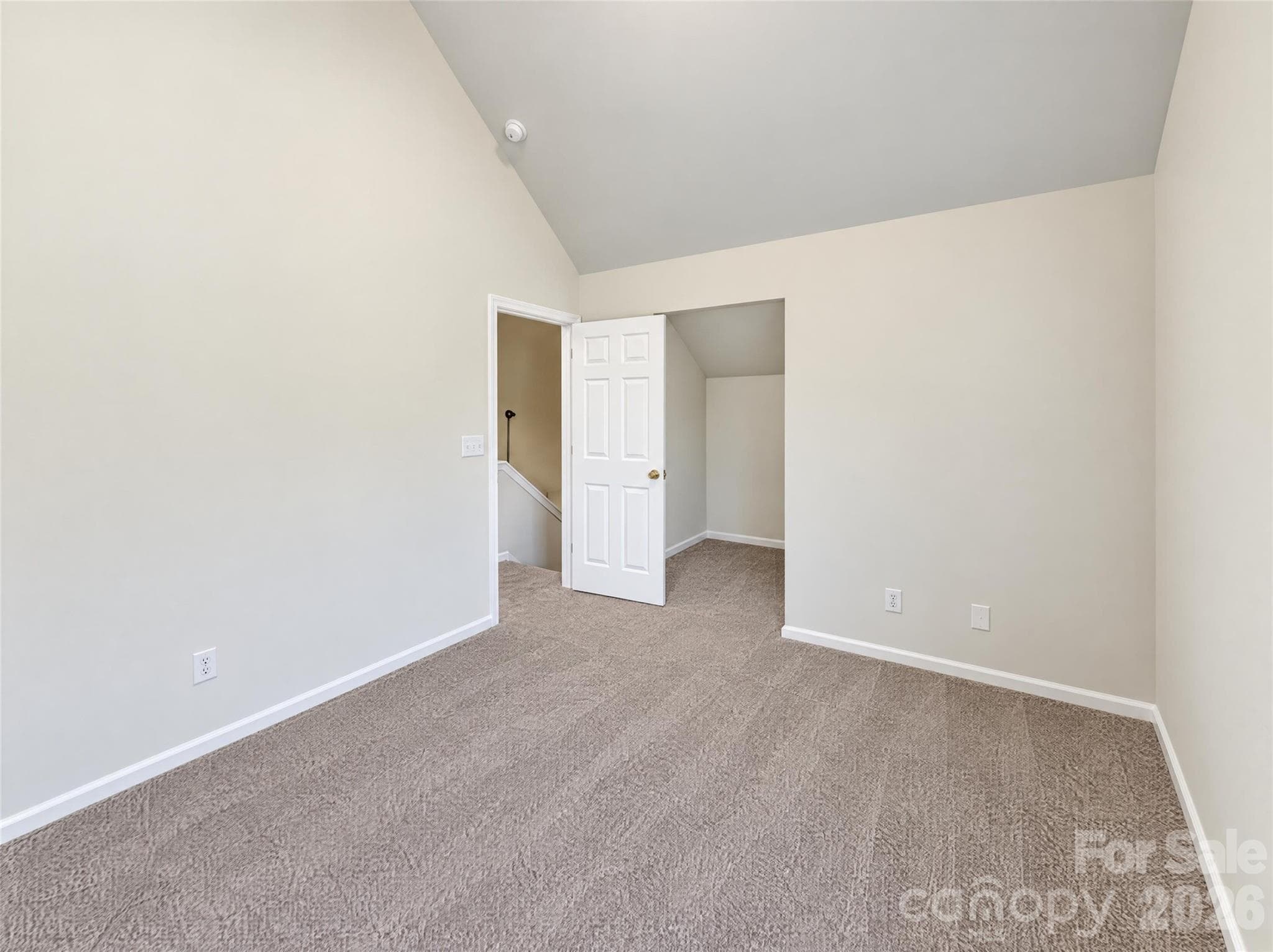 Single Family Residence at 8603 Berrybrook Lane, Charlotte, photo 13 of 17
