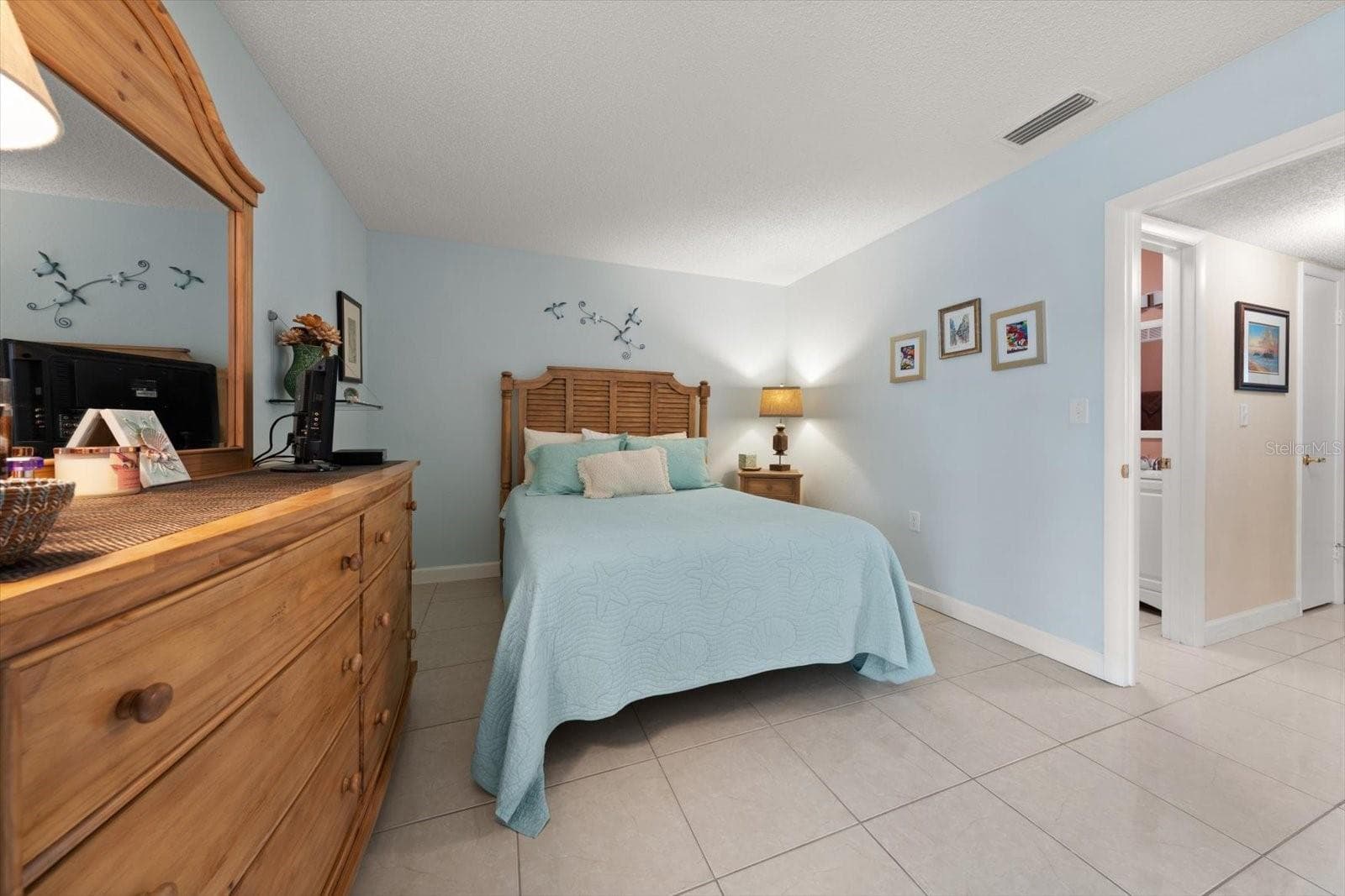 Condominium at 10037 62ND TER N #18, ST PETERSBURG, photo 11 of 28