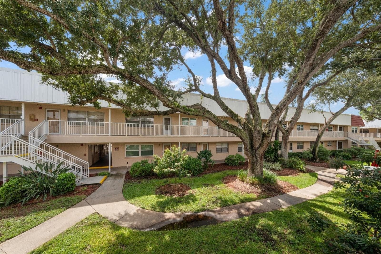 Condominium at 10037 62ND TER N #18, ST PETERSBURG, photo 21 of 28