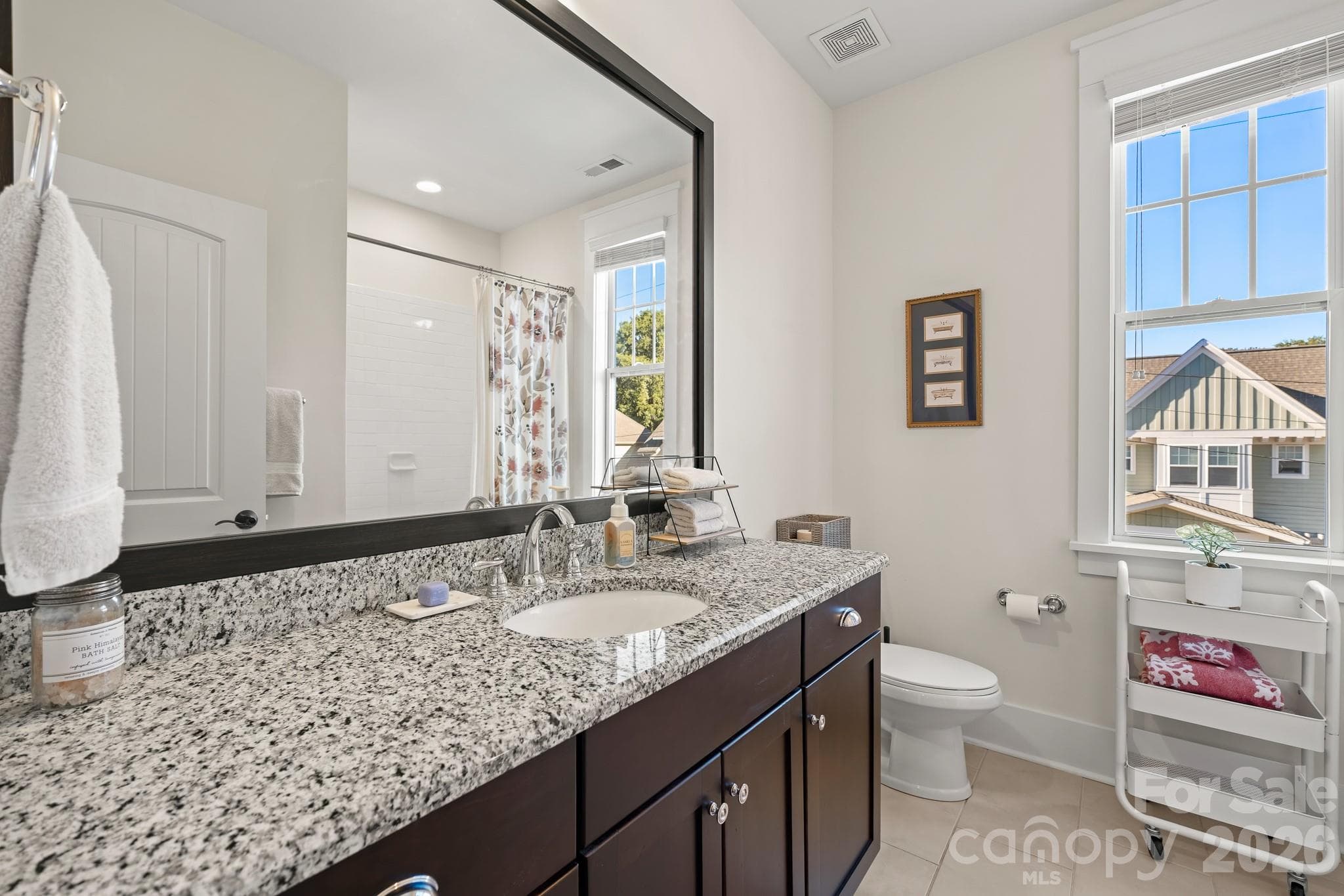Single Family Residence at 908 Millbrook Road, Charlotte, photo 22 of 29