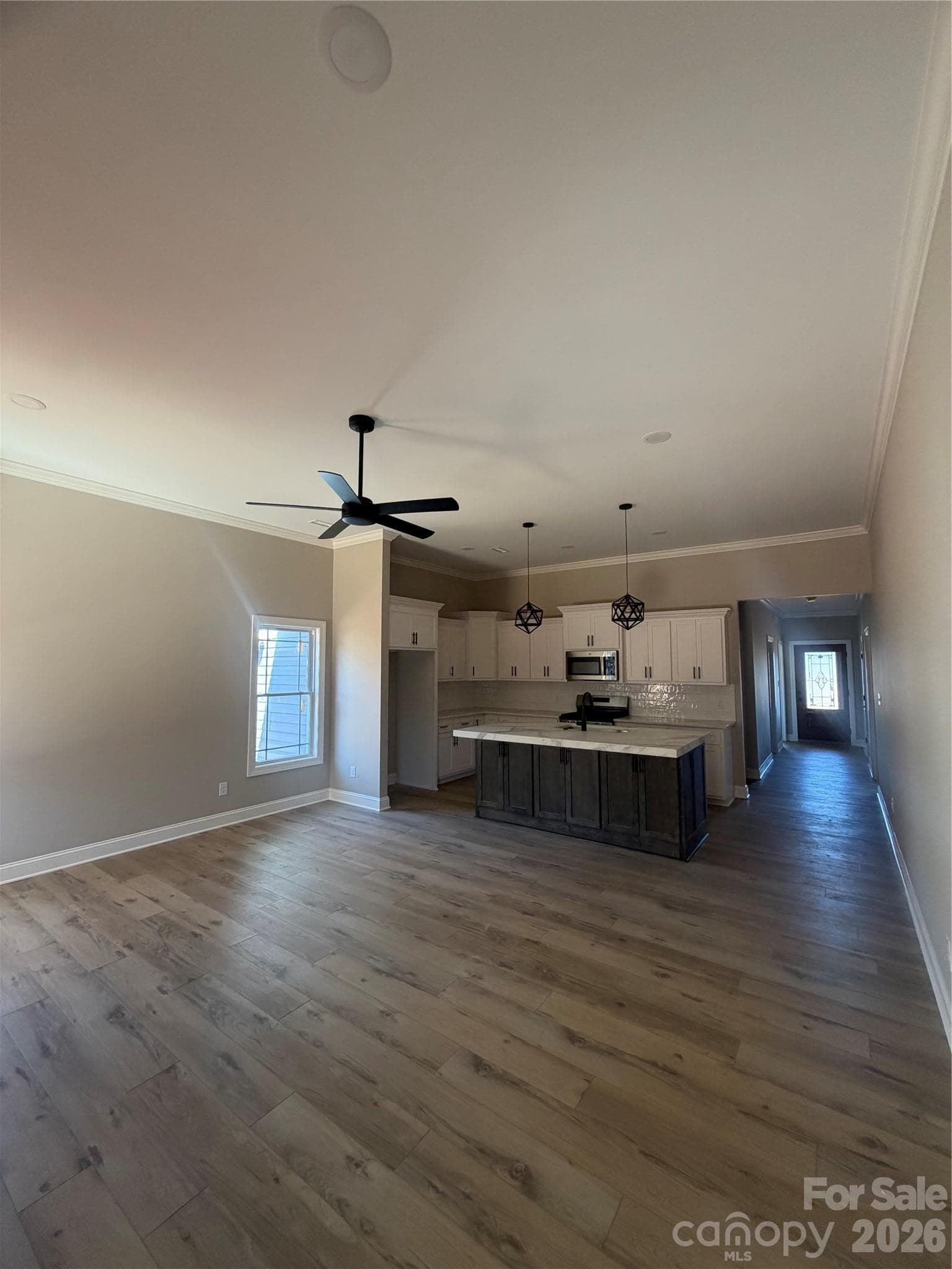 Single Family Residence at 4917 Southview Drive, Hickory, photo 5 of 20