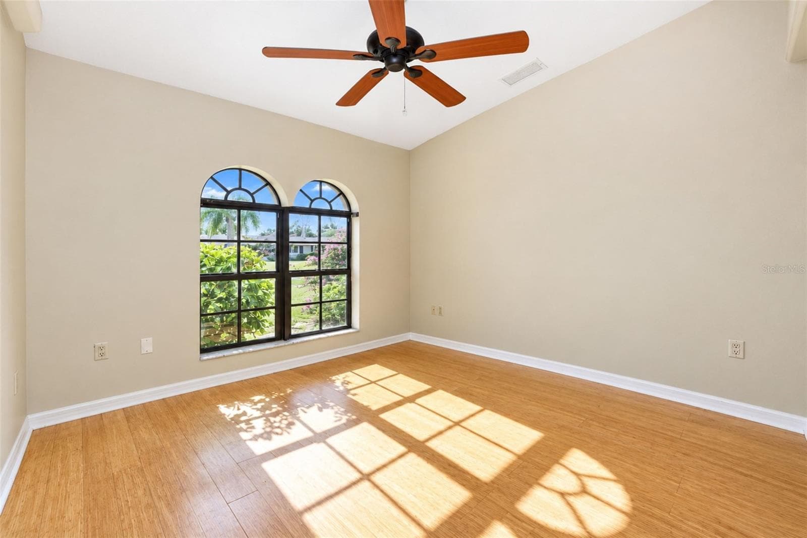 Den/Flex Room - 1881 NEPTUNE DR, ENGLEWOOD