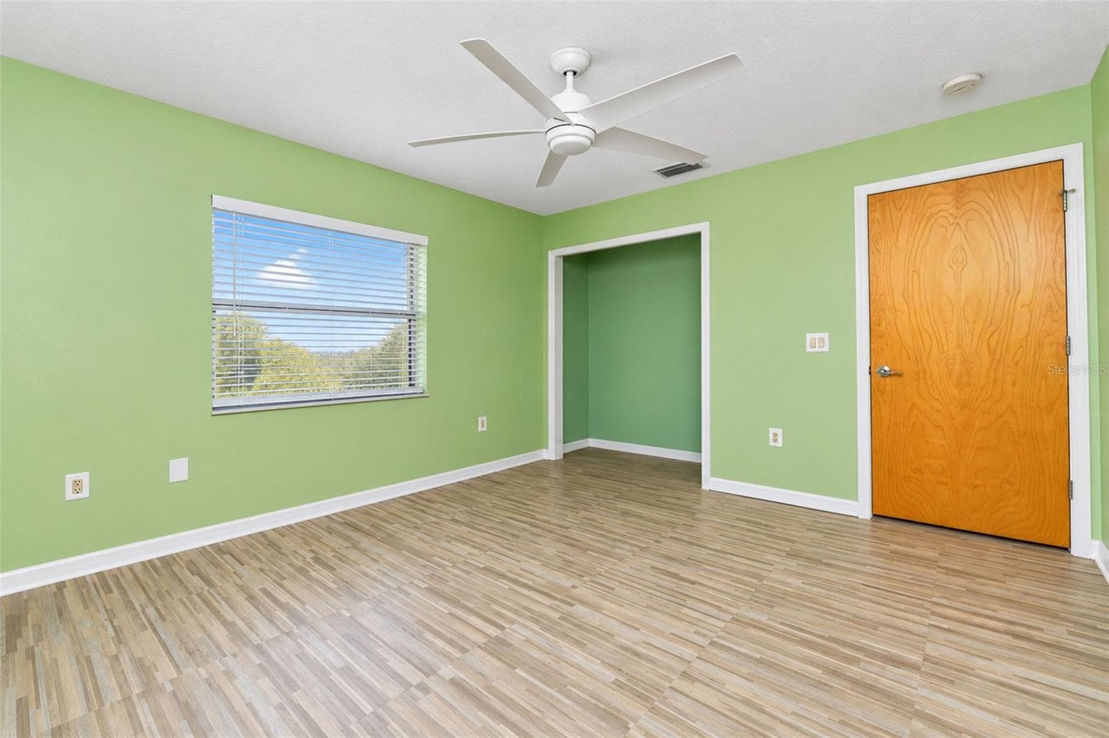 Single Family Residence at 1881 NEPTUNE DR, ENGLEWOOD, photo 50 of 80