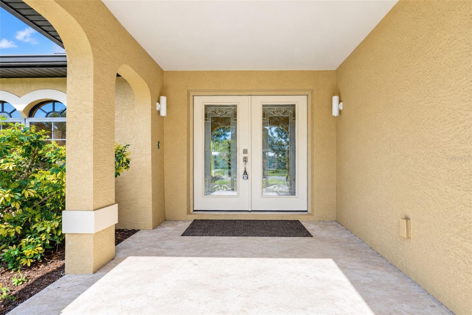 Single Family Residence at 1881 NEPTUNE DR, ENGLEWOOD, photo 60 of 80