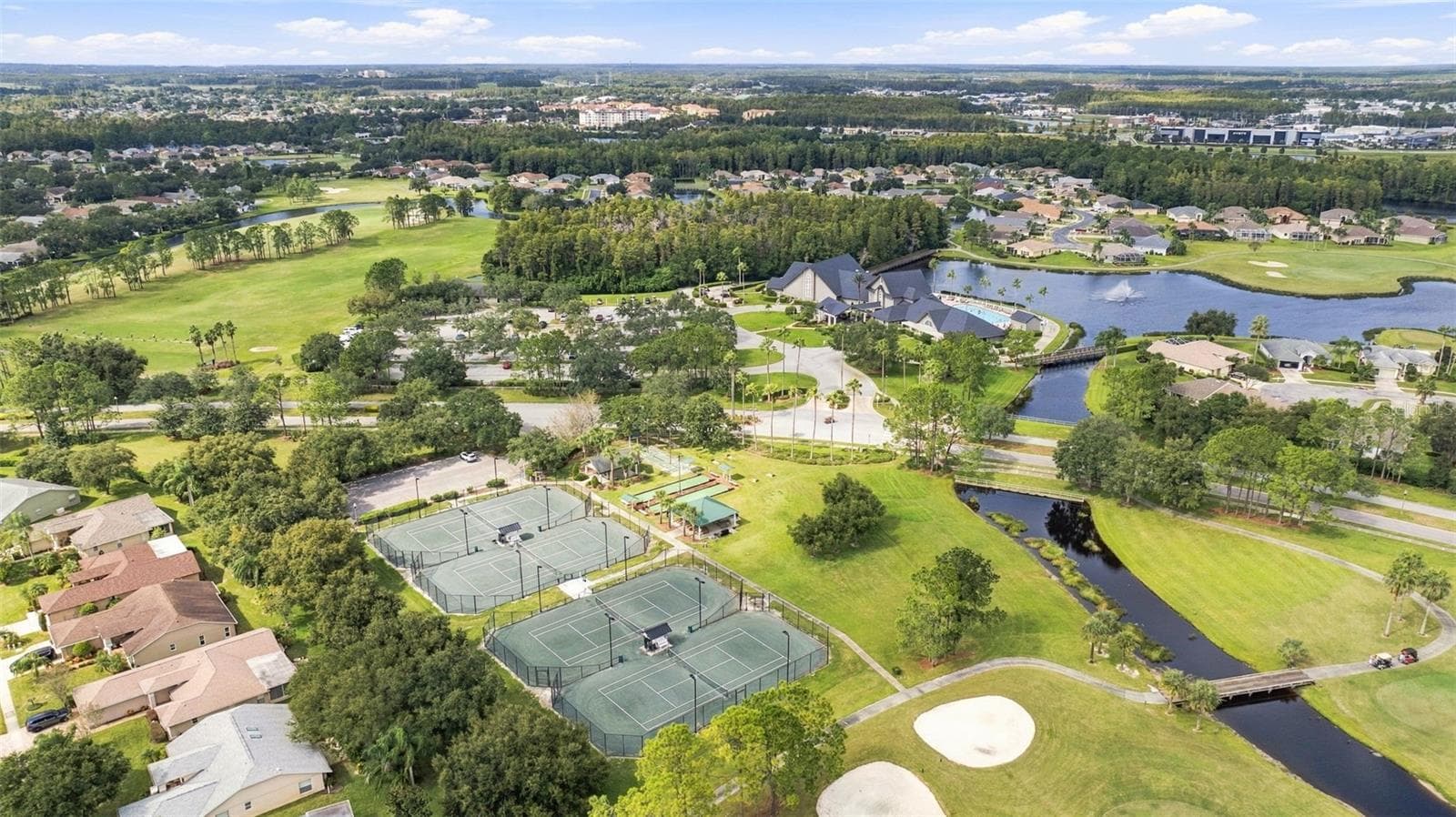 Tennis courts too! - 1149 WOLFORD DR, NEW PORT RICHEY